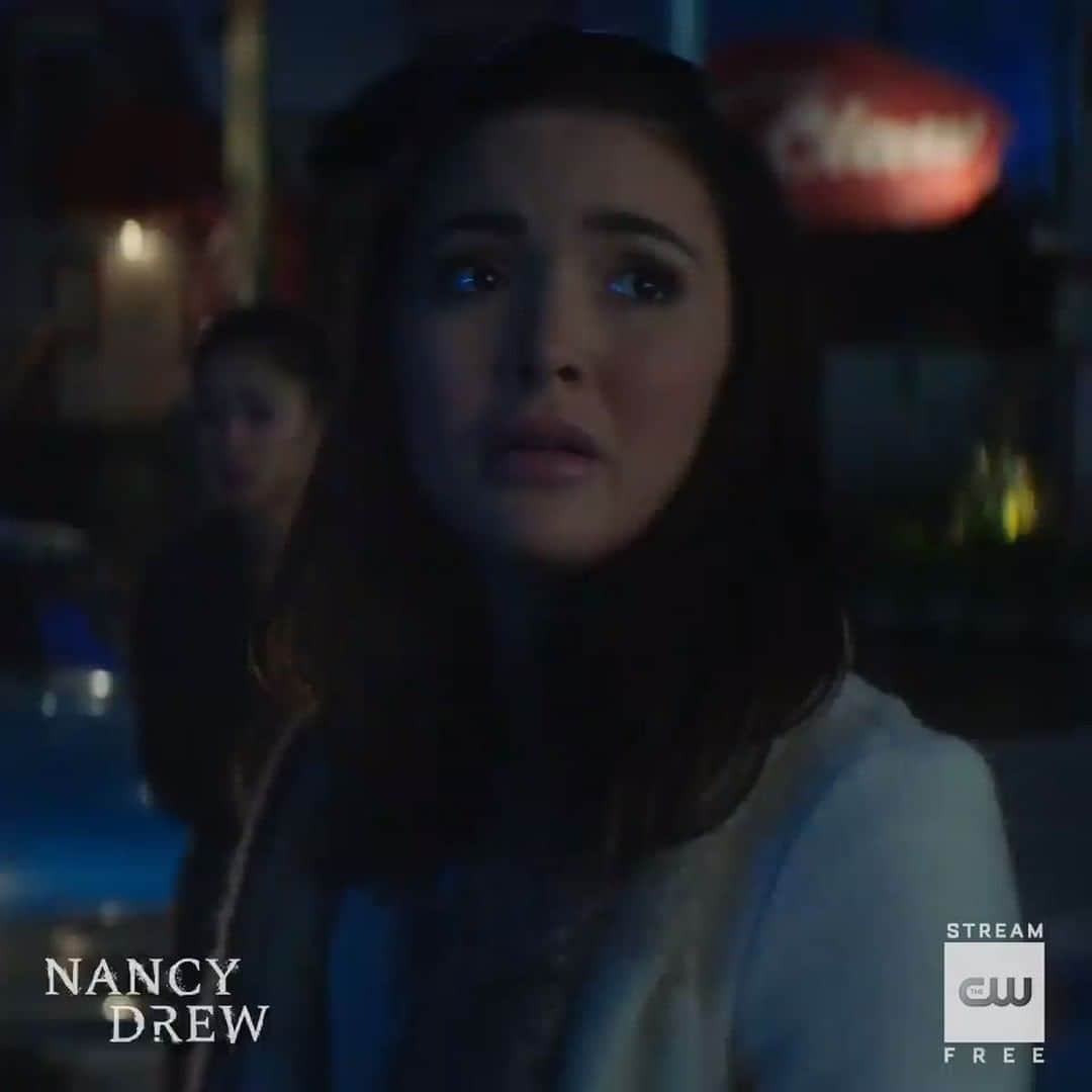 The CWのインスタグラム：「They have 24 hours left. Stream a new episode of @cw_nancydrew free only on The CW! #NancyDrew」