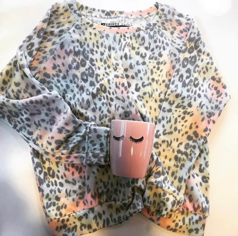 プリンス ピーターさんのインスタグラム写真 - (プリンス ピーターInstagram)「Check out our NEWEST #pullover! 🐾🐆  #prints #cheetah #cheetahprint #pullovers #pulloversweater #comfy」2月19日 6時26分 - prince_peter_collection