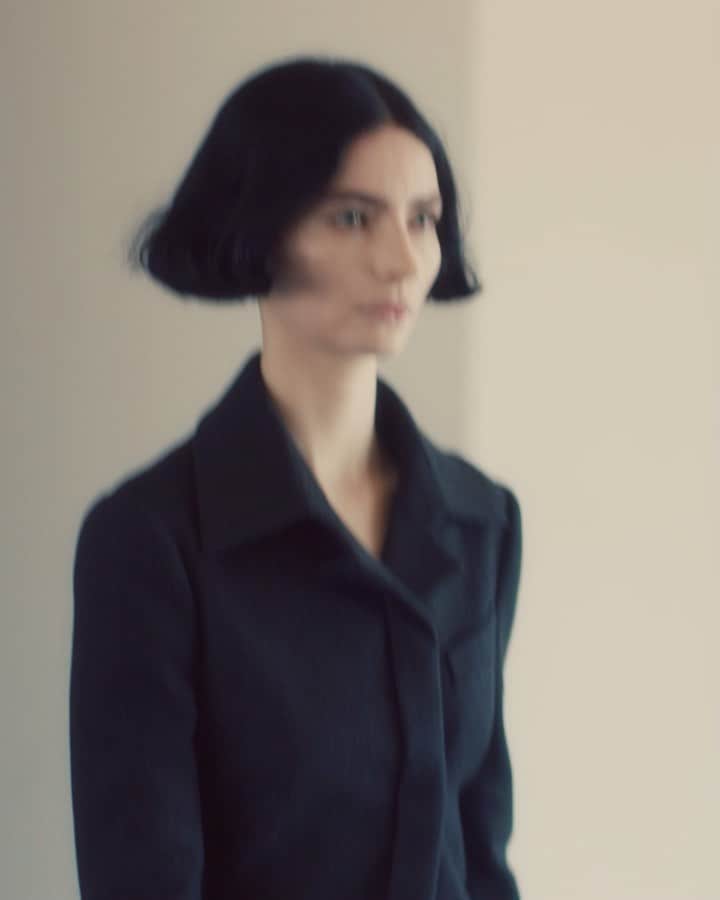 プロエンザスクーラーのインスタグラム：「@meadowwalker opening Proenza Schouler Fall Winter 2021 @nyfw @imgfocus #proenzaschouler」