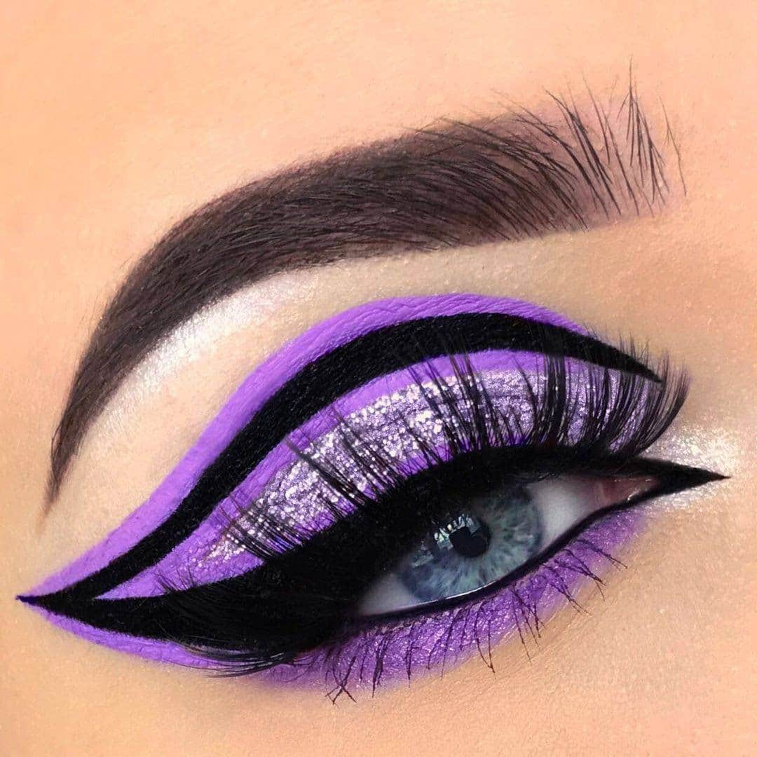 NYX Cosmeticsさんのインスタグラム写真 - (NYX CosmeticsInstagram)「@makeupbykatarinna has us mesmerized with this electric #graphicliner 🤩 She gets the look using our Epic Wear Liquid Liner in 'Lilac' + Epic Ink Liner + Epic Wear Liner Stick in 'Graphic Purple' + Micro Brow Pencil in 'Chocolate' 💜✨ • #nyxcosmetics #nyxprofessionalmakeup #crueltyfreebeauty」2月19日 6時59分 - nyxcosmetics