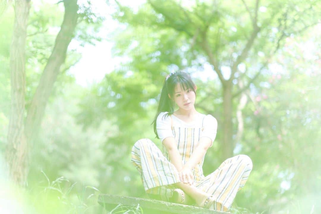 内田有理のインスタグラム：「あったかい春来ないかなぁ🌸」