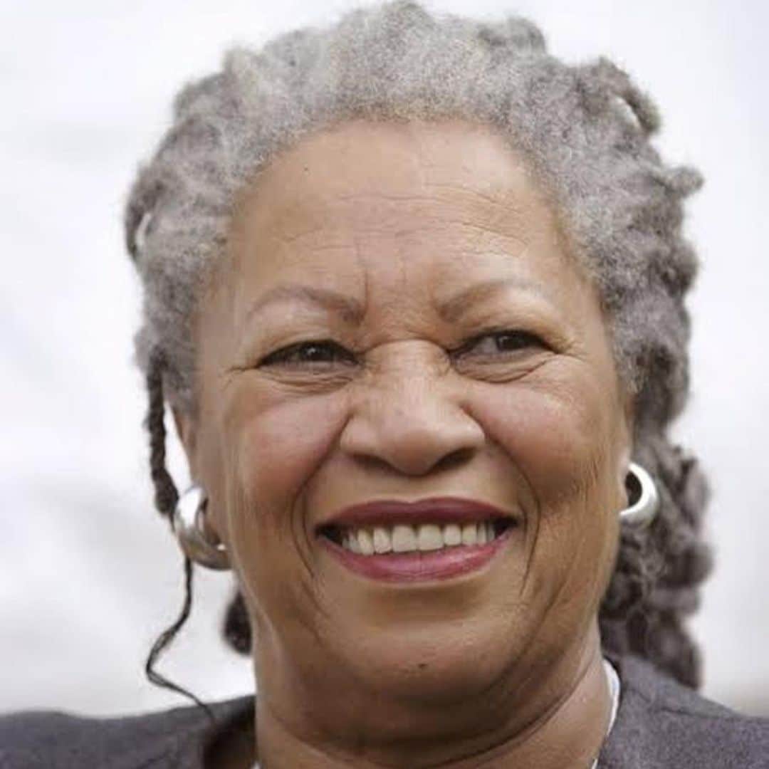 トームさんのインスタグラム写真 - (トームInstagram)「#repost @unique_and_black Today in history Toni Morrison was born. She would be 90.   Chloe Anthony Wofford Morrison (born Chloe Ardelia Wofford; February 18, 1931 – August 5, 2019), known as Toni Morrison, was an American novelist, essayist, book editor, and college professor. Her first novel, The Bluest Eye, was published in 1970. The critically acclaimed Song of Solomon (1977) brought her national attention and won the National Book Critics Circle Award. In 1988, Morrison won the Pulitzer Prize for Beloved (1987); she gained worldwide recognition when she was awarded the Nobel Prize in Literature in 1993.  Born and raised in Lorain, Ohio, Morrison graduated from Howard University in 1953 with a B.A. in English. In 1955, she earned a master's degree in American Literature from Cornell University. In 1957 she returned to Howard University, was married, and had two children before divorcing in 1964. In the late 1960s, she became the first black female editor in fiction at Random House in New York City. In the 1970s and 1980s, she developed her own reputation as an author, and her perhaps most celebrated work, Beloved, was made into a 1998 film. Her works are praised for addressing the harsh consequences of racism in the United States.  In 1996, the National Endowment for the Humanities selected her for the Jefferson Lecture, the U.S. federal government's highest honor for achievement in the humanities. Also that year, she was honored with the National Book Foundation's Medal of Distinguished Contribution to American Letters. On May 29, 2012, President Barack Obama presented Morrison with the Presidential Medal of Freedom. In 2016, she received the PEN/Saul Bellow Award for Achievement in American Fiction. In 2020, Morrison was inducted into the National Women's Hall of Fame.  #tonimorrison #blackexcellence #blackhistorymonth #blackhistory #blackbeauty #blackwriters #blackmagic #blacklegacy #blackpride #blackhistorymatters #blackhistory365」2月19日 7時18分 - tomenyc