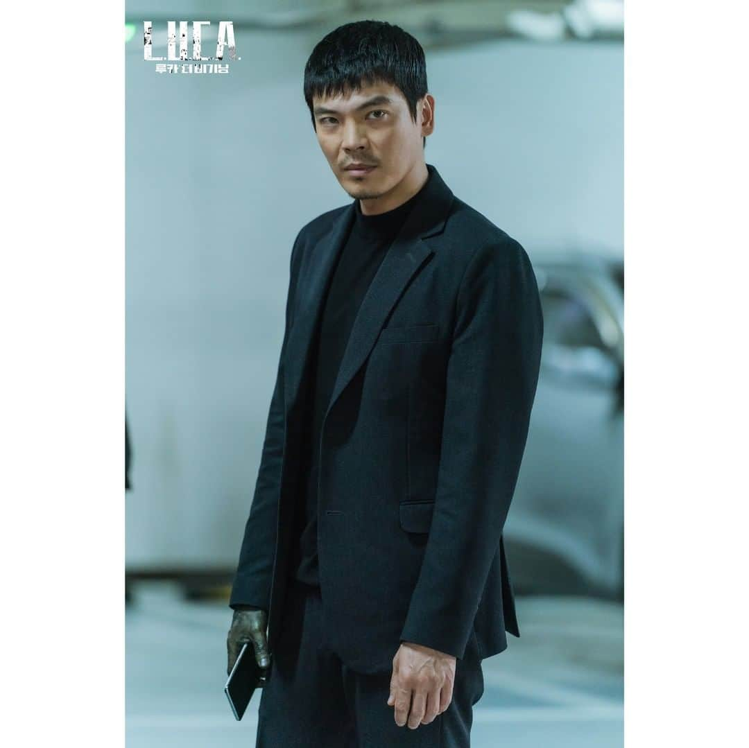 tvN DRAMA【韓国】さんのインスタグラム写真 - (tvN DRAMA【韓国】Instagram)「누군가 관계성 맛집을 묻거든 지오X구름을 보게하라 (ft. 이손)  매주 [월화] 밤 9시 tvN 방송 #tvN #월화드라마 #루카더비기닝 #김래원 #이다희 #김성오  #루카 #luca」2月19日 16時44分 - tvn_drama