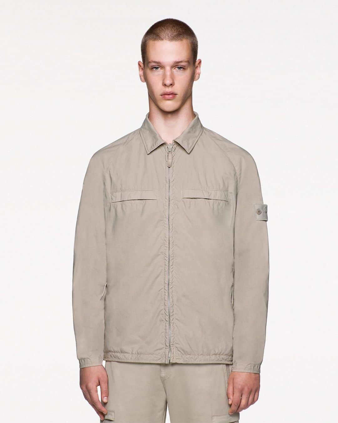 HYPEBEASTさんのインスタグラム写真 - (HYPEBEASTInstagram)「@hypebeaststyle: @stoneisland_official has unveiled a new selection of Ghost Pieces. Retaining the camouflage motif espoused by prior collections, many of the garments have been informed using militaristic cues and come in tonal beige and black. Find the lineup available now at Stone Island’s site, stores and select stockists.⁠⠀ Photo: Stone Island」2月19日 16時56分 - hypebeast