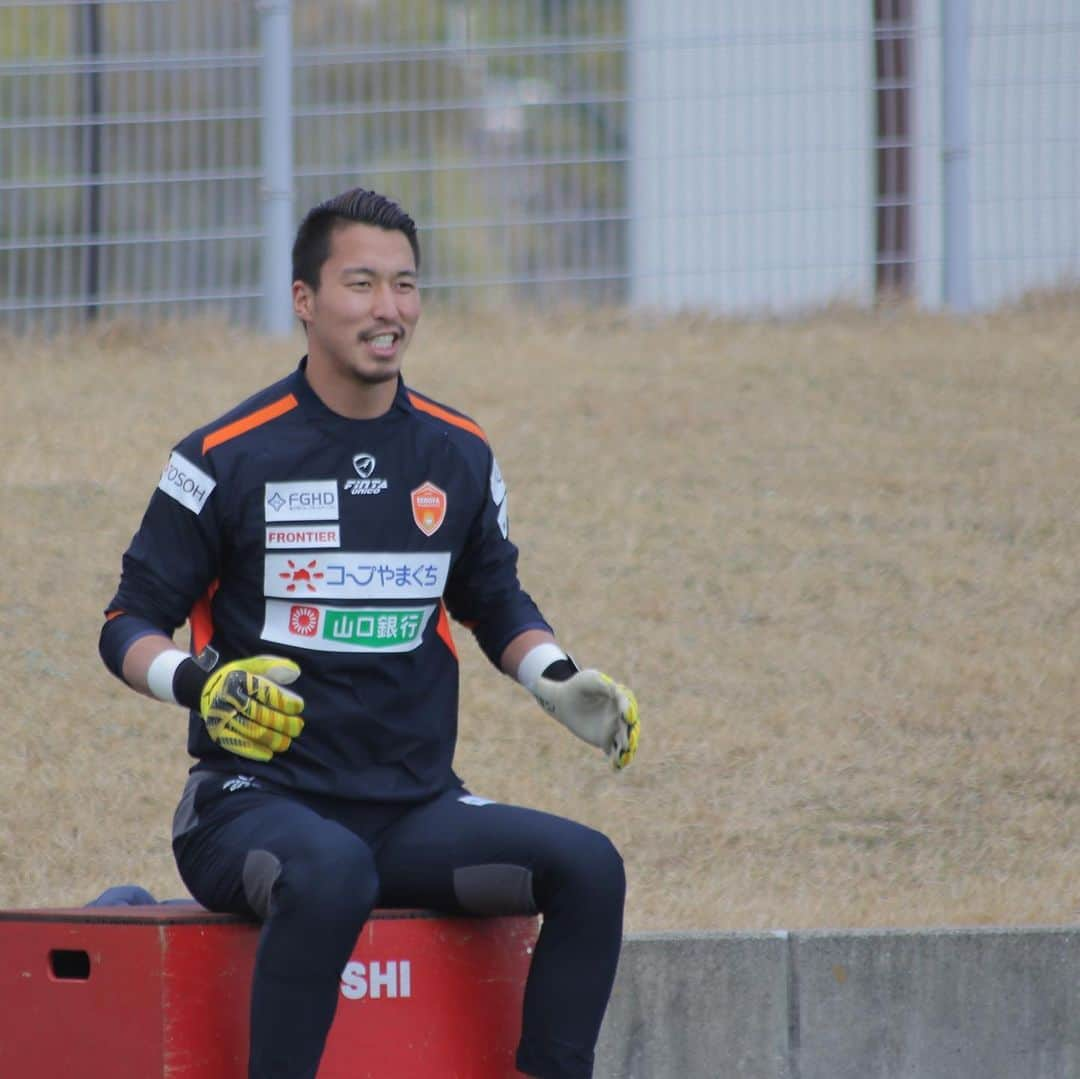 レノファ山口FCさんのインスタグラム写真 - (レノファ山口FCInstagram)「2月19日　トレーニング #renofa #レノファ山口 #関憲太郎 #吉満大介 #山田元気 #石井僚 #寺門陸」2月19日 16時57分 - renofa_yamaguchi