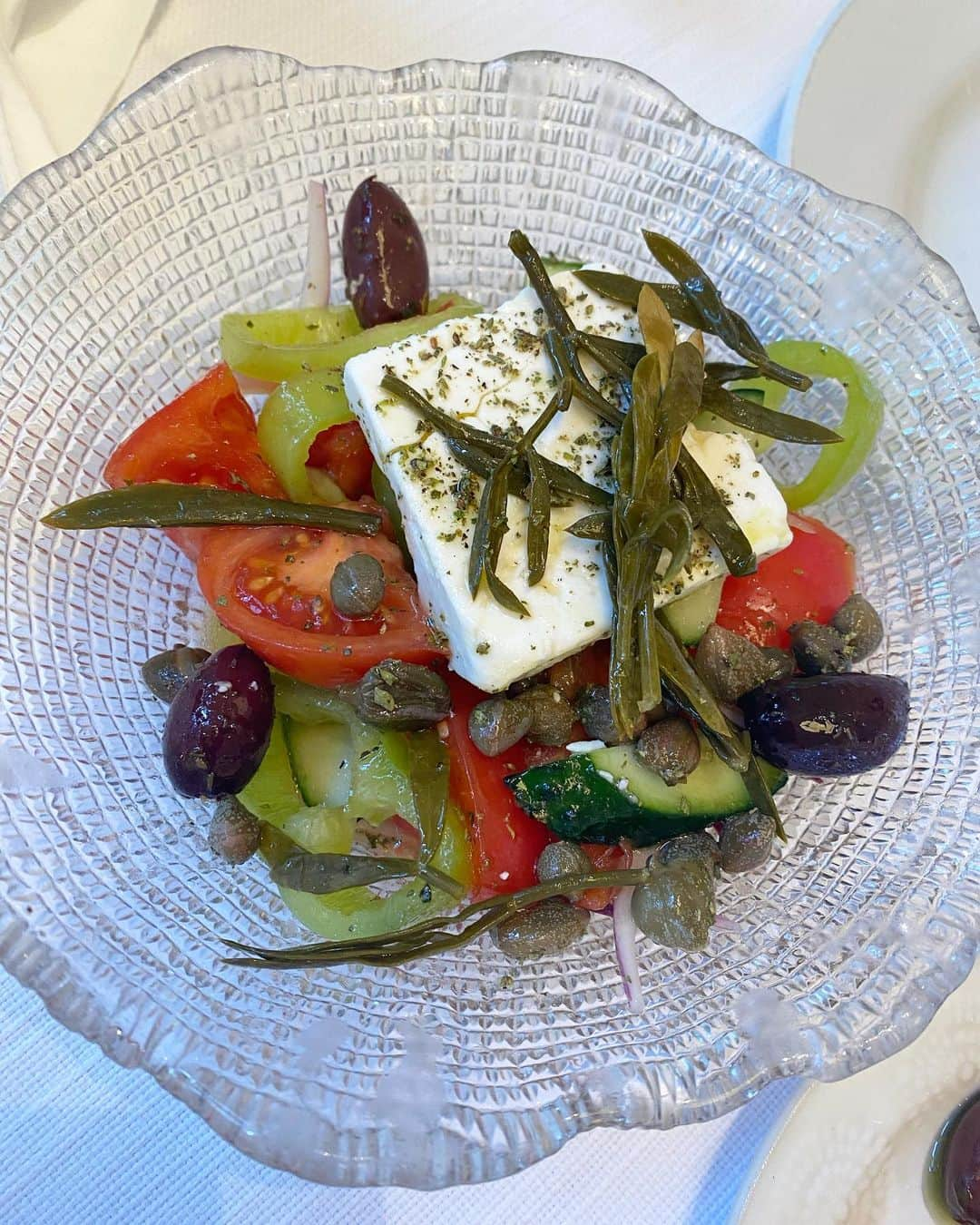 Rieさんのインスタグラム写真 - (RieInstagram)「【Greek restaurant "Gaia"at DIFC】  ギリシャ料理好きだから  ギリシャのアテネ、サントリーニ、ミコノスに行った時も  美味しいとこ探して行ったけど  ドバイにはわざわざギリシャまで行かなくても  美味しいギリシャ料理店多くてよい💛  レストラン色々行くけど 人気店は人の写り込みが激しいのと  なんか写真がいまいちなんで  載せられてないの多数💦  こちらもドバイの超人気店なんですが  ランチオープンしてすぐ入店したから人少なかったので写真撮れました❤️  でも、この後満席に、、、！  シーフードや  ロブスターのパスタが絶品！  デザートも美味しくて最高❤️  相変わらず ご飯は全然おしゃれに撮れません〜  ※1週間以上前に行った時の写真だよ〜※  #時差投稿 #gaia #gaiarestaurant #difcdubai  #ギリシャ料理 #ギリシャ #greece  #greekfood  #greekrestaurant #greekrestaurantdubai  #ドバイ #ドバイ旅行 #ドバイ観光 #ドバイ生活  #ドバイ在住 #海外暮らし #海外旅行　 #海外旅行好きな人と繋がりたい  #タビジョ　 #middleeast  #dubai #dubaitrip #dubaigram  #dubailife #dubaiinstagram  #mydubai #visitdubai #instagrammable  #photooftheday」2月19日 17時52分 - rie_dubai