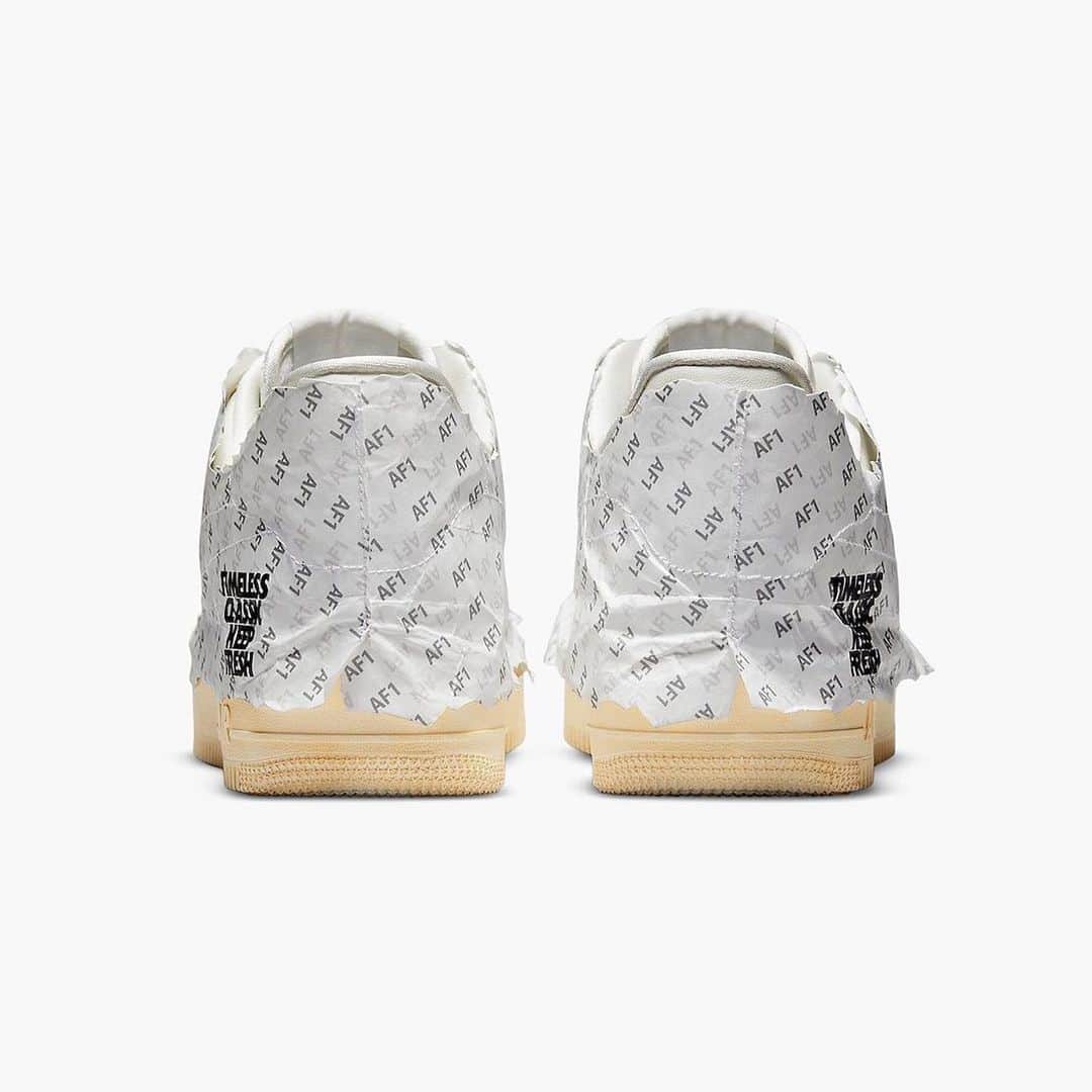 HYPEBEASTさんのインスタグラム写真 - (HYPEBEASTInstagram)「@hypebeastkicks: Take a look at the upcoming @nike Air Force 1 Low “Keep ‘Em Fresh” which features a tearaway covering of box tissue that wraps the upper of the shoe. Adding another layer to unboxing the pair, the wrap is printed with “AF1” and marked with “TIMELESS CLASSIC KEEP FRESH” at the heel. The premium leather upper underneath is marked with patina detailing, while down below the sole unit expresses a heavy worn-in look. Expect it to release in the coming weeks.⁠⠀ Photo: Nike」2月19日 17時56分 - hypebeast