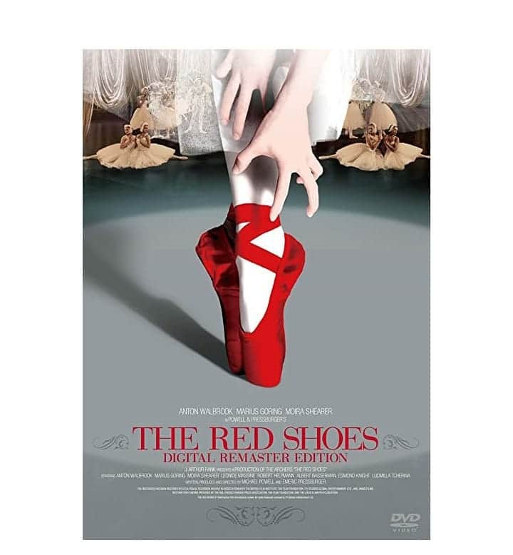 山田友美さんのインスタグラム写真 - (山田友美Instagram)「マシューがストーリーテリングしたもとの映画は1946年公開の｢赤い靴｣  これを見てからマシュー版を見に行きました。 バレエになると感情表現の幅が広がりますし、言葉が無い芸術は一緒に心動かせる時間が過ごせますよ😊🌟  バレエを観に行ったことがない方、まずはお近くの市民ホールでしている、地域のバレエ教室の発表会をチラッと観に行くのもバレエ鑑賞初級編にオススメです✨  #バレエ#現代バレエ#matthewbourne #newadventures#フリーアナウンサー#山田友美 #スターダストプロモーション」2月19日 9時24分 - __tomomiracle