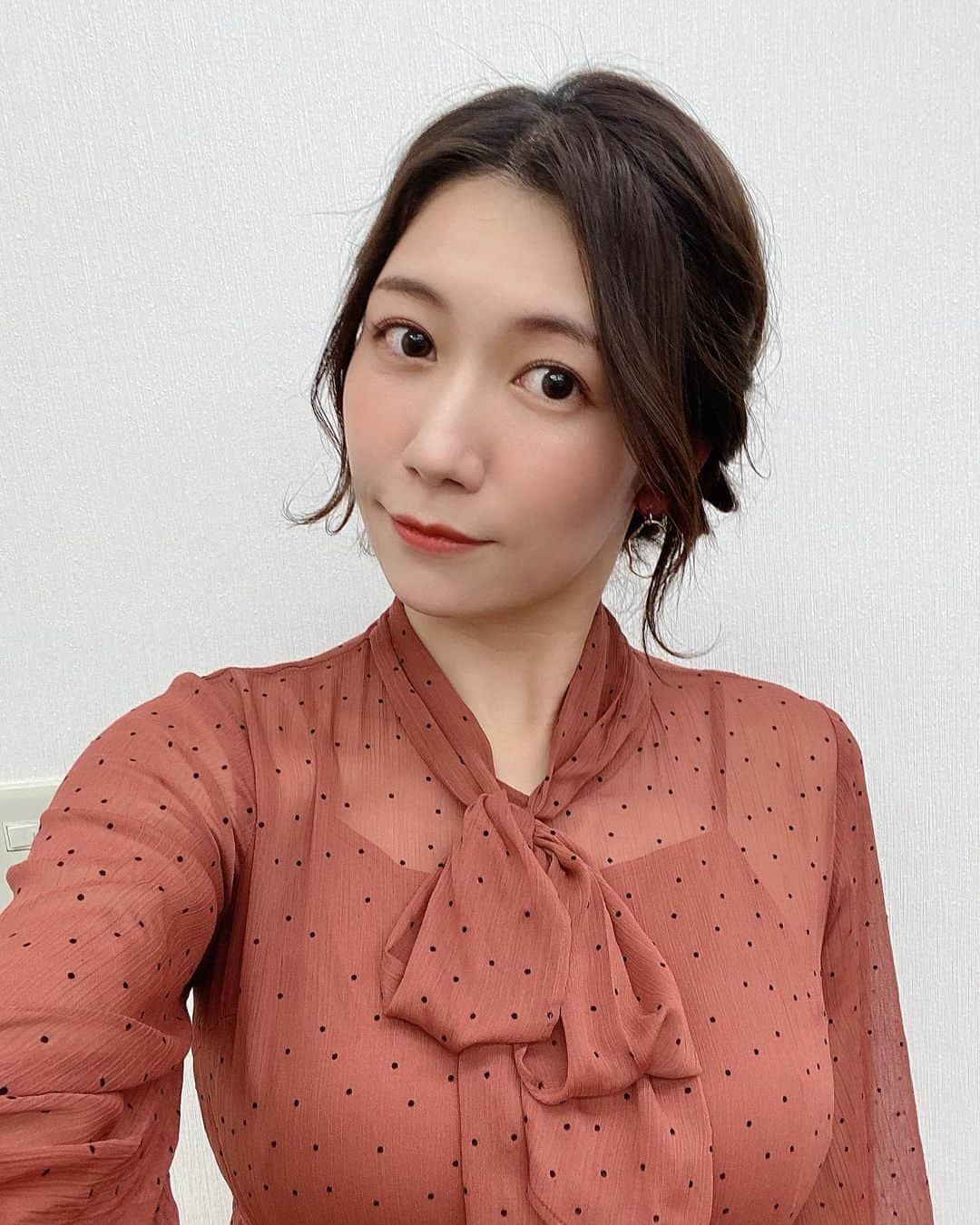 穂川果音さんのインスタグラム写真 - (穂川果音Instagram)「hair style  アップスタイル♪ 編み込みで可愛くしてもらったよ〜😊」2月19日 10時09分 - hokawakanonn