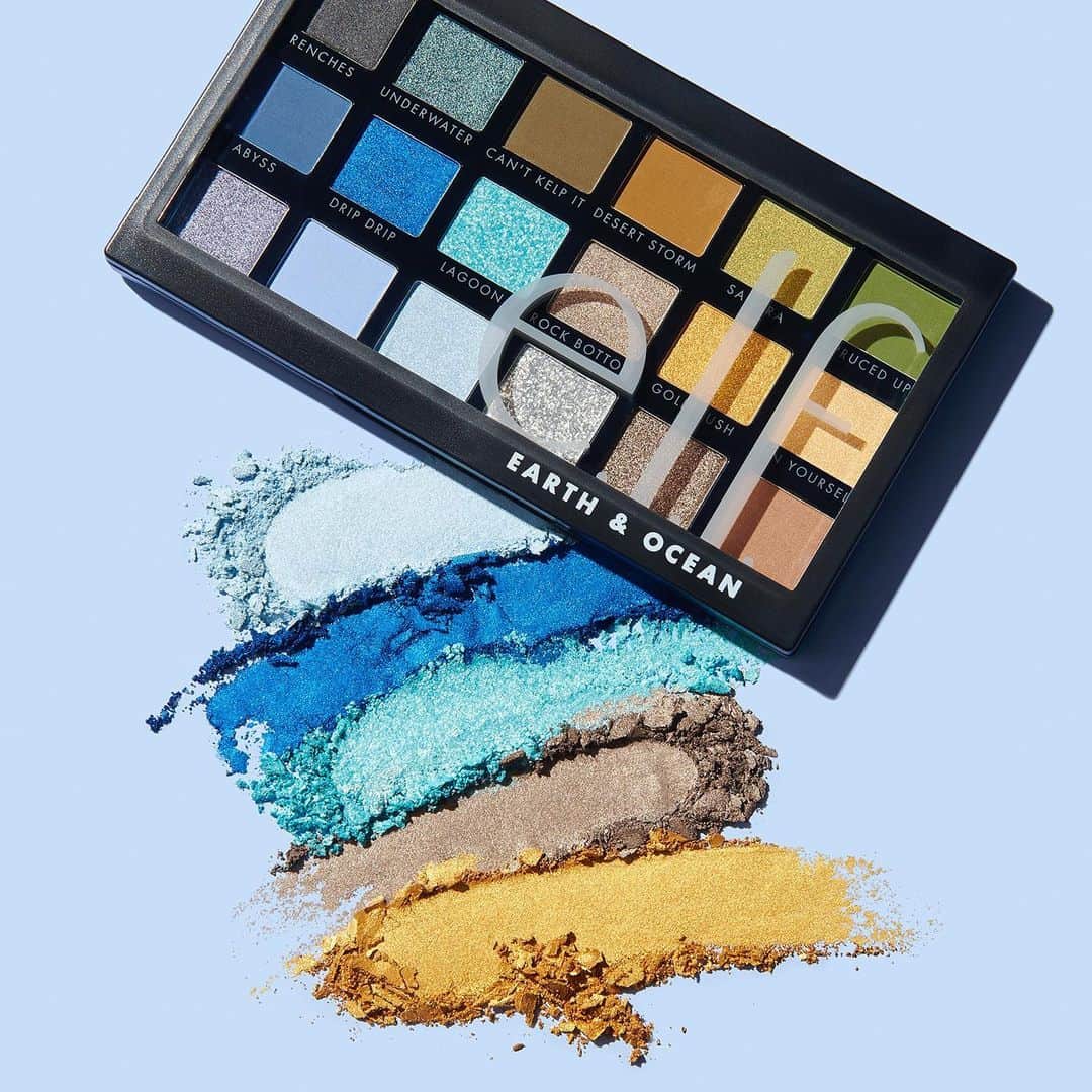 e.l.f.さんのインスタグラム写真 - (e.l.f.Instagram)「What team are you on, earth tones 💚 or ocean hues 💙? Vote in the comments 👀  Tap to shop our super pigmented, blendable and creamy Earth & Ocean Eyeshadow Palette for $14 ✨ #eyeslipsface #elfingamazing #elfcosmetics #crueltyfree #vegan」2月19日 10時02分 - elfcosmetics