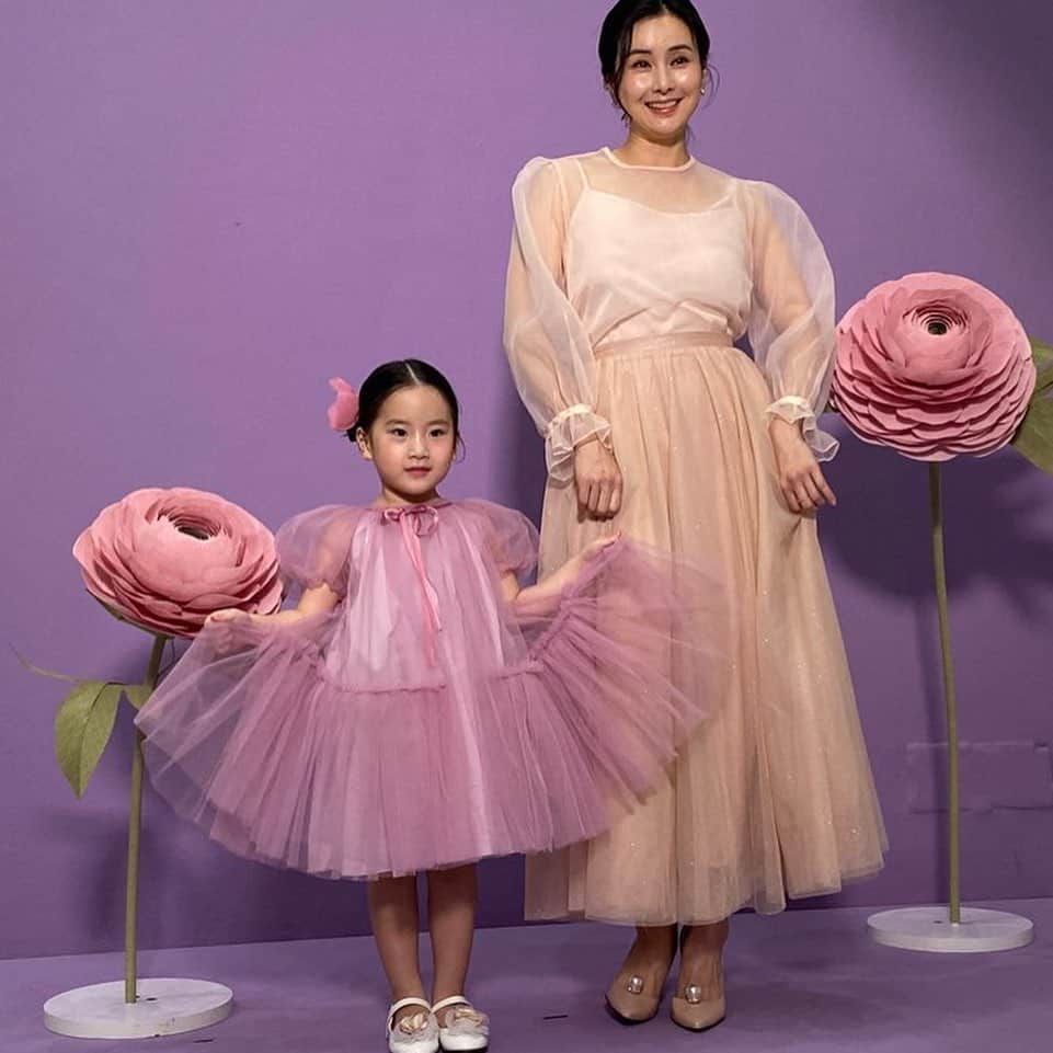 チェ・ジョンユンのインスタグラム：「#엄마와함께#앙쥬」