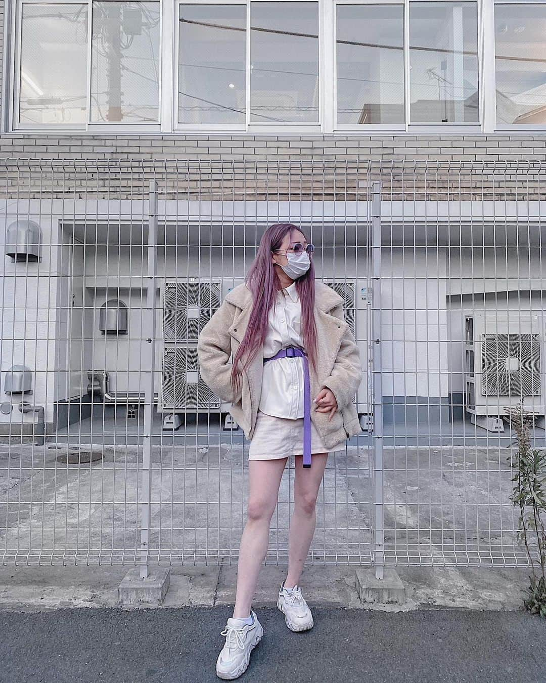 KEIさんのインスタグラム写真 - (KEIInstagram)「#ootd 🤍💜  ブルベという事が発覚した日。 これからはファッションもメイクも ブルベ意識してみようっ♡♡♡  shirt.belt @gu_global sunglasses @forartssakerussia」2月19日 12時00分 - kei_oktwins