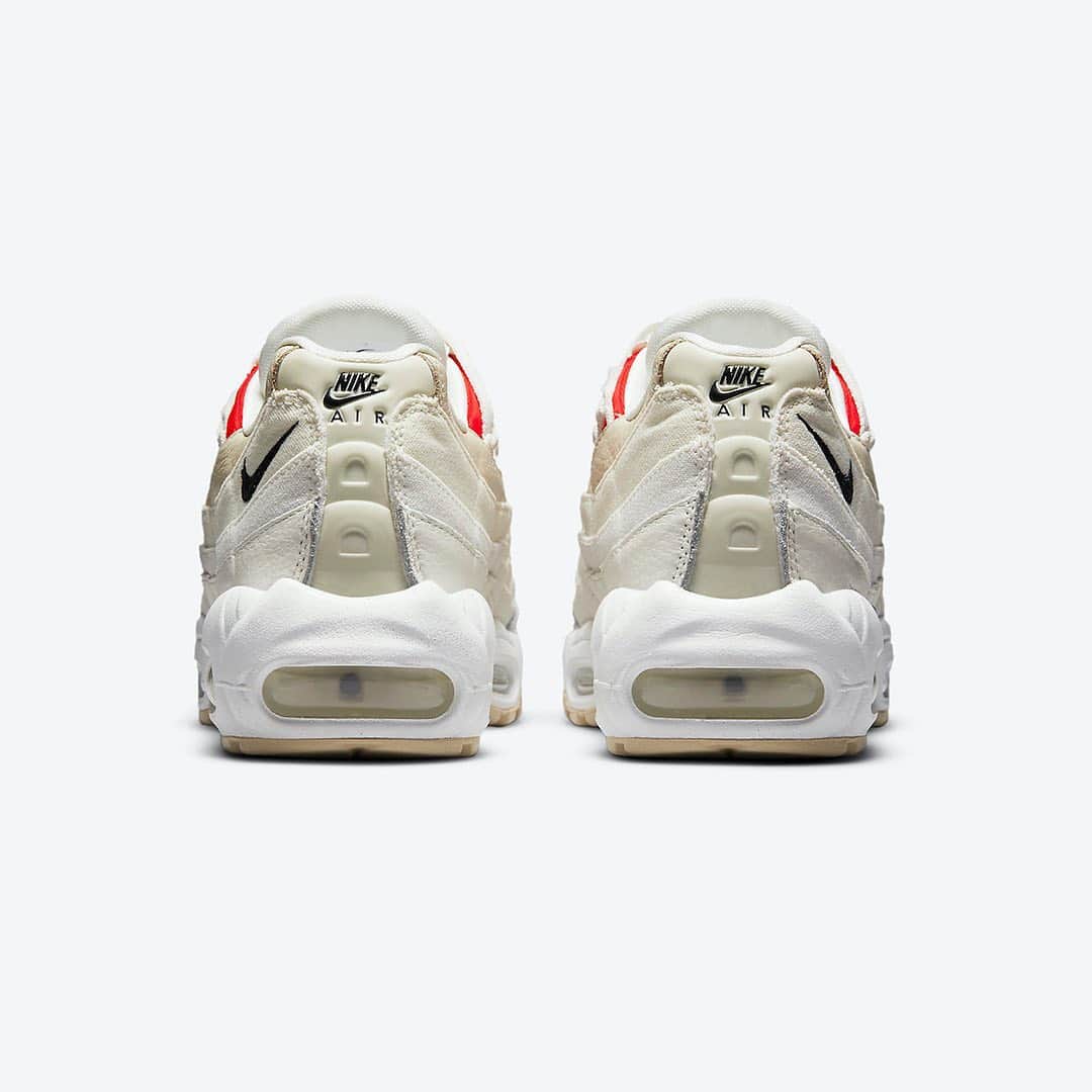 HYPEBEASTさんのインスタグラム写真 - (HYPEBEASTInstagram)「@hypebeastkicks: @nike has reworked the Air Max 95 with an upgraded lacing system. Coming in a “Sail/Black/Chile Red” colorway with a premium tumbled leather and canvas construction, the shoe's main dual lacing detail extends all the way to the top of the toe box and obscures the red mesh applied for a contrast design. Branding comes in the form of mini Swooshes at the heel, “AIR MAX” tongue badges, printed insoles and “NIKE AIR” marked at the rear. The women’s exclusive is set to release in the coming weeks for $180 USD.⁠⠀ Photo: Nike」2月19日 12時01分 - hypebeast