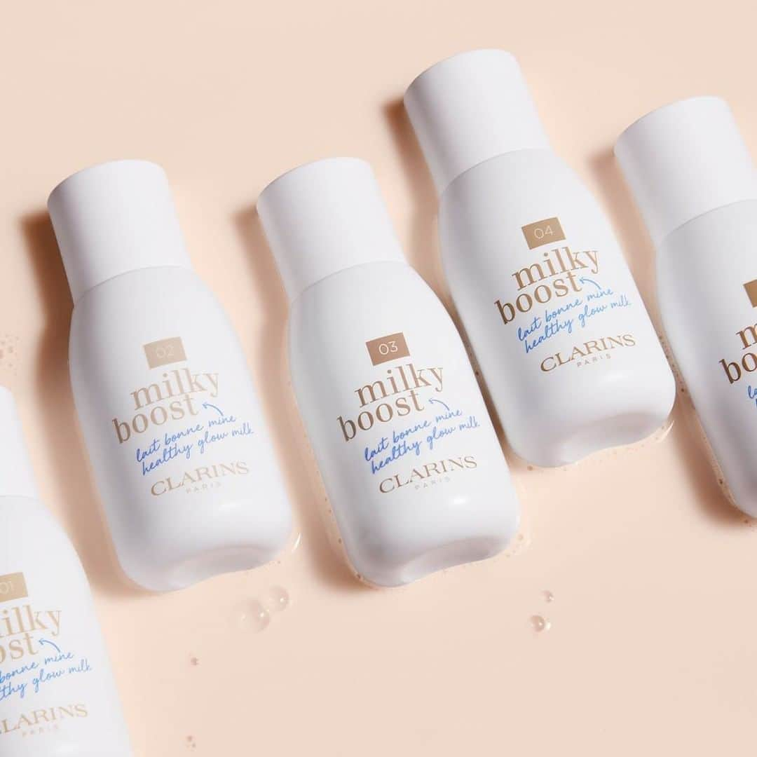 Clarins Méxicoさんのインスタグラム写真 - (Clarins MéxicoInstagram)「Estamos obsesionadas con el makeup súuuuper natural que haga lucir la piel sana y bonita. 💕 Consíguelo con Milky Boost que dejará tu rostro uniforme, hidratado y luminoso. ✨  Además su aroma a melocotón te encantará. 🍑 . . . . #vivoclarins #mequedoencasa #peach #milkymousse  #clarinscuidadeti #skincare #makeup #beauty #natural #naturalbeauty #healthyskin #glowingskin #selfcare #skincare #beautycare #skin #instabeauty」2月19日 12時05分 - clarinsmx