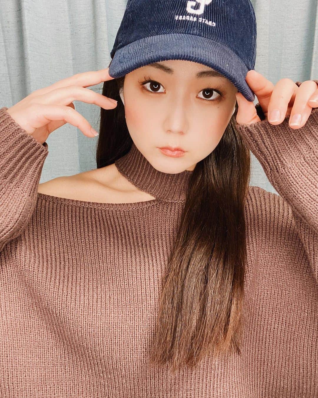 藤田早希のインスタグラム：「帽子の種類増やしたい😂. . ☆☆☆☆☆☆☆☆☆☆☆☆☆☆☆. .  I want to increase the types of hats. .  모자의 종류 늘리고 싶다 😂. . ☆☆☆☆☆☆☆☆☆☆☆☆☆☆☆. . . .  #ポートレート #ポートレート撮影 #photooftheday #photo_jpn #ootd #오오티디 #오오티티 #사징스타그램 . . . .」