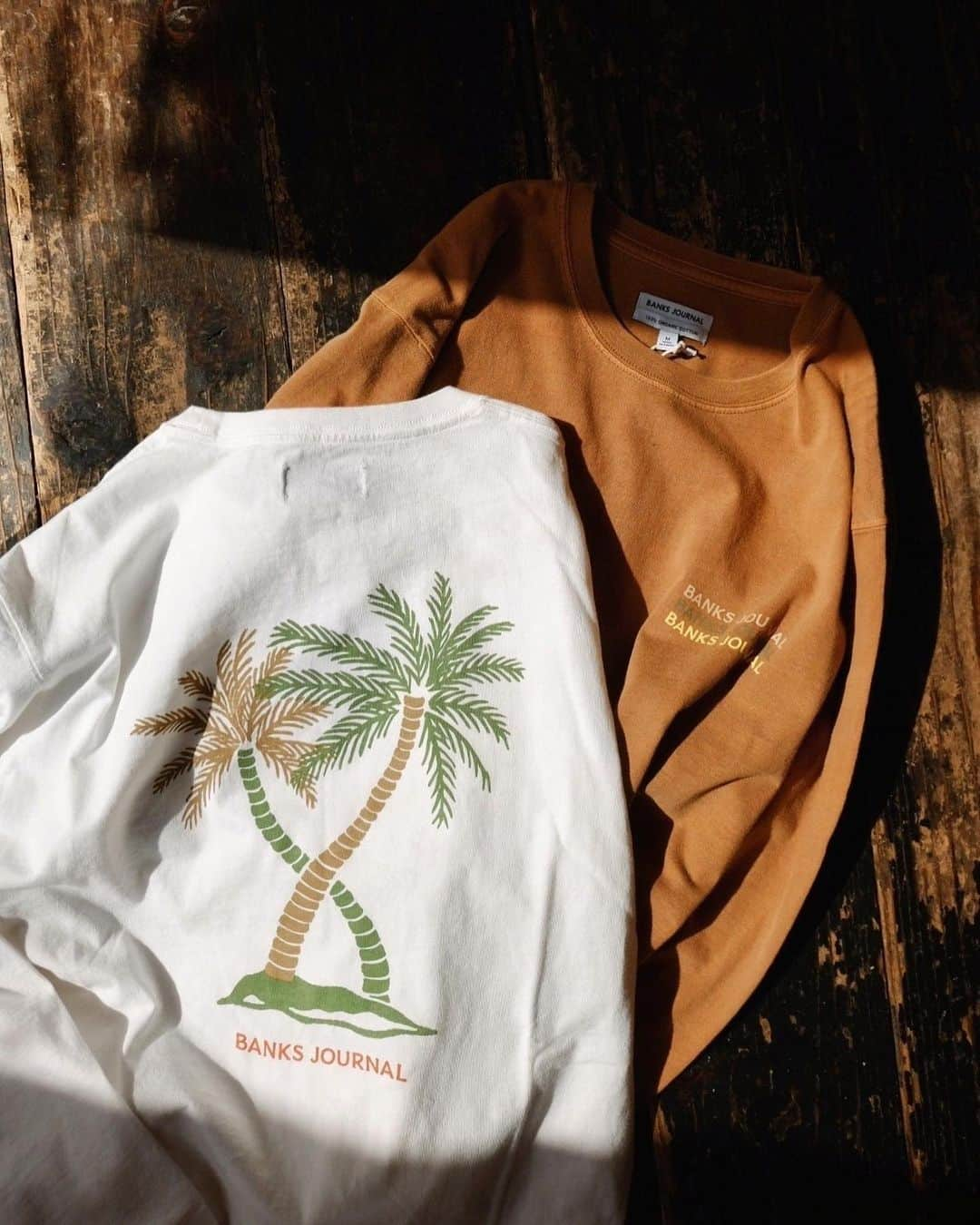 PORT of CALL Cafe&Store Tokyoさんのインスタグラム写真 - (PORT of CALL Cafe&Store TokyoInstagram)「#pocditems @banksjournal 21Spring collection. Palm tree LS/Tee : ¥6,500 (+tax.) Stocked @poc_daikanyama #cafeandstore #portofcall ・ Palm tree🌴を背中に背負い始めたらコースタルスタイル好きにとって色々始まりの合図。(笑)暖かくなる週末に着ていきたい新作が続々入荷しております🤗 ・ @poc_daikanyama Cafe and Store 🍔☕️🍪 Open 11:30🌞 - Close 20:00🌝 ✔︎自粛期間中の営業時間です ✔︎週末祝日は12:00オープンです」2月19日 12時27分 - poc_daikanyama