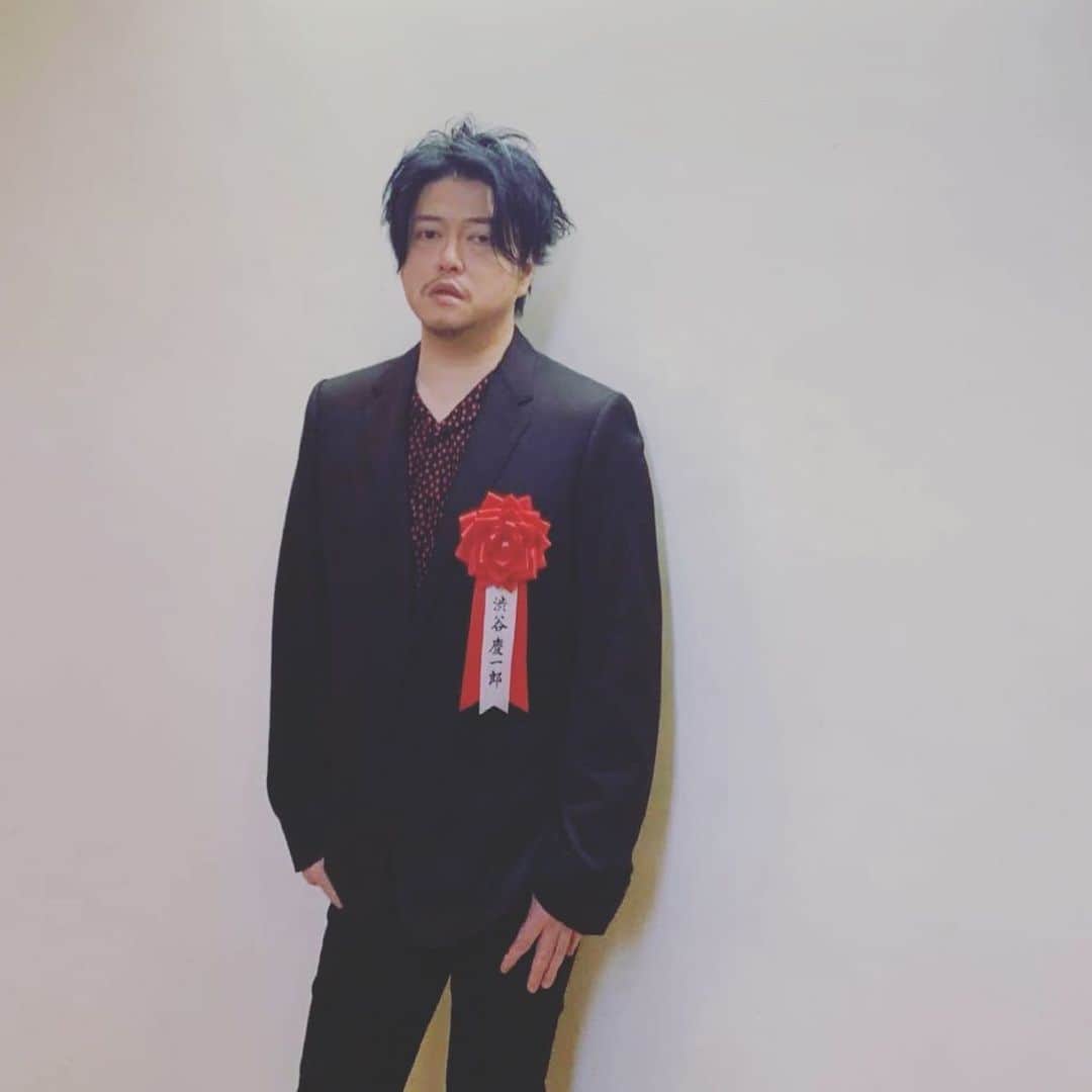 渋谷慶一郎のグルメインスタ