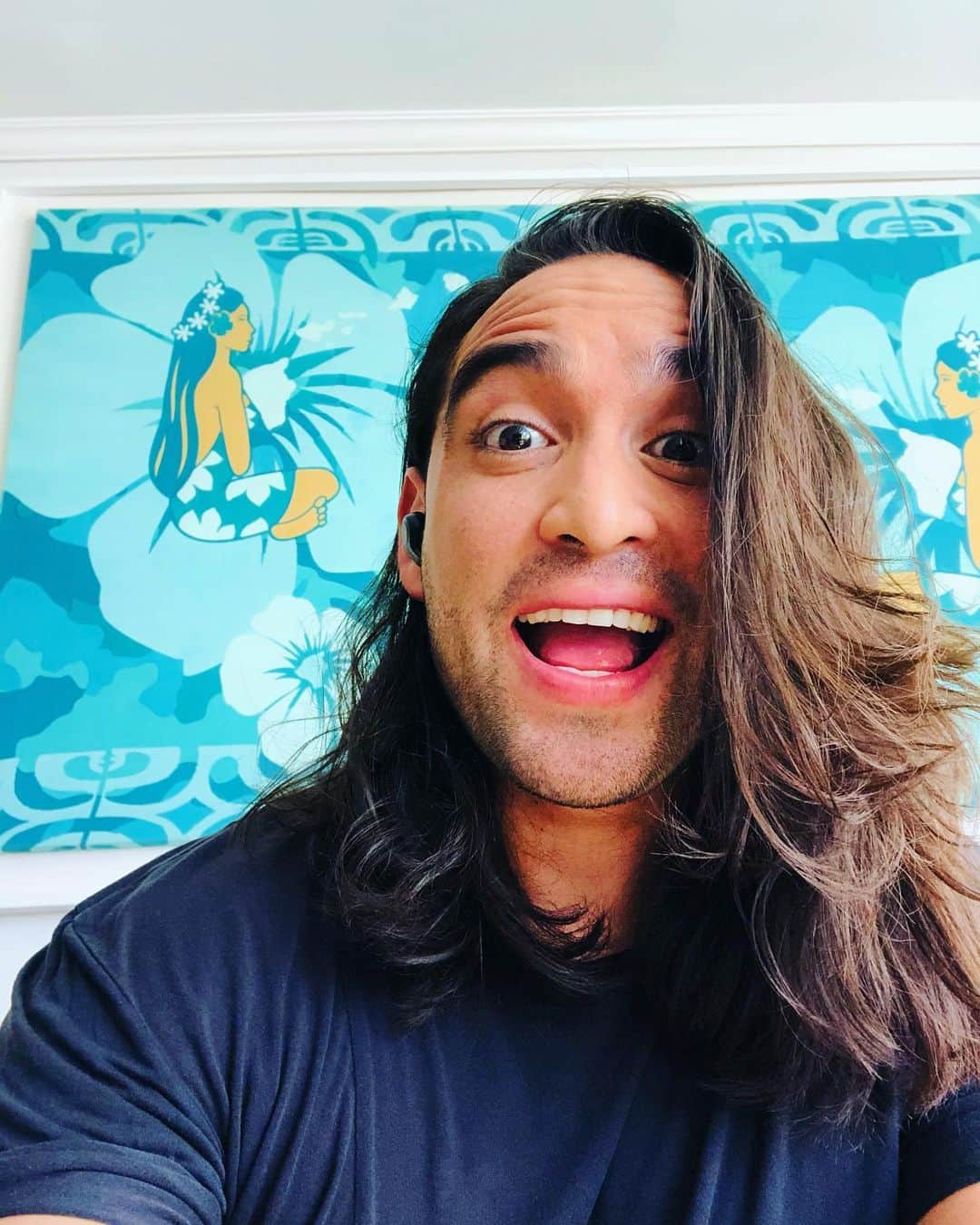 クラウディオ・リースのインスタグラム：「No vivas la vida que te tocó, VIVE la vida que QUIERES.... @danielhabif」