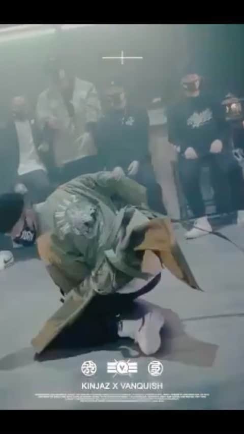ヴァンキッシュのインスタグラム：「ㅤㅤㅤㅤㅤㅤㅤㅤㅤㅤㅤㅤㅤ LAを拠点とするダンスクルー @kinjaz とのコラボレーションが決定。  ストリートウェアのクラシックと日本の伝統的な衣服を現代風にアレンジしたコレクションには、有名なアーティスト @josemertz と @miltz_326 のアートワークが取り入れられており、両方のブランドのエッセンスが組み合わされています。 ㅤㅤㅤㅤㅤㅤㅤㅤㅤㅤㅤㅤㅤ 2/20(土)〜販売開始となります。 販売先などの詳細に関しましては、VANQUISHオフィシャルサイトのニュースページも御覧ください！  (https://ceno.jp/VANQUISH/topics/210209_va_Kinjaz) ㅤㅤㅤㅤㅤㅤㅤㅤㅤㅤㅤㅤㅤ  We’re proud to announce our collaboration with LA based dance crew,@kinjaz . Featuring both streetwear classics as well as a modernized take on traditional Japanese garments, the collection is infused with artwork from renown artists @josemertz and @miltz_326 to combine the essence of both brands. ㅤㅤㅤㅤㅤㅤㅤㅤㅤㅤㅤㅤㅤ #kinjaz @kinjaz @kin.aesthetik #vanquish」
