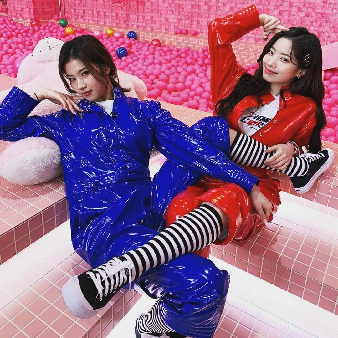 ダヒョンさんのインスタグラム写真 - (ダヒョンInstagram)「Saida just chillin 😎」2月19日 18時21分 - dahyun.news