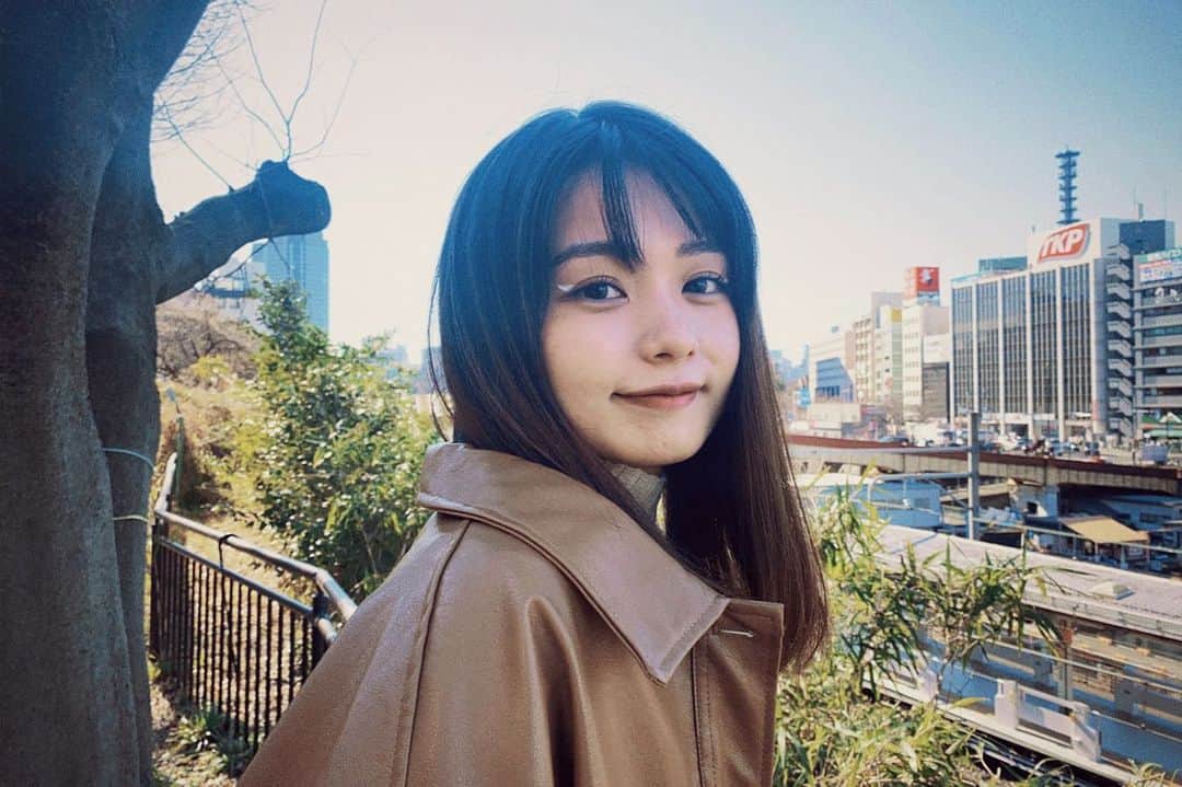 のインスタグラム：「これまでを振り返って 考える時間が増えてきてる。  そうやって考える時間を持ててるって、きっと心に余裕があるときなんだな。って思えるから、そんな自分も今も、結構すき。☺︎☺︎」
