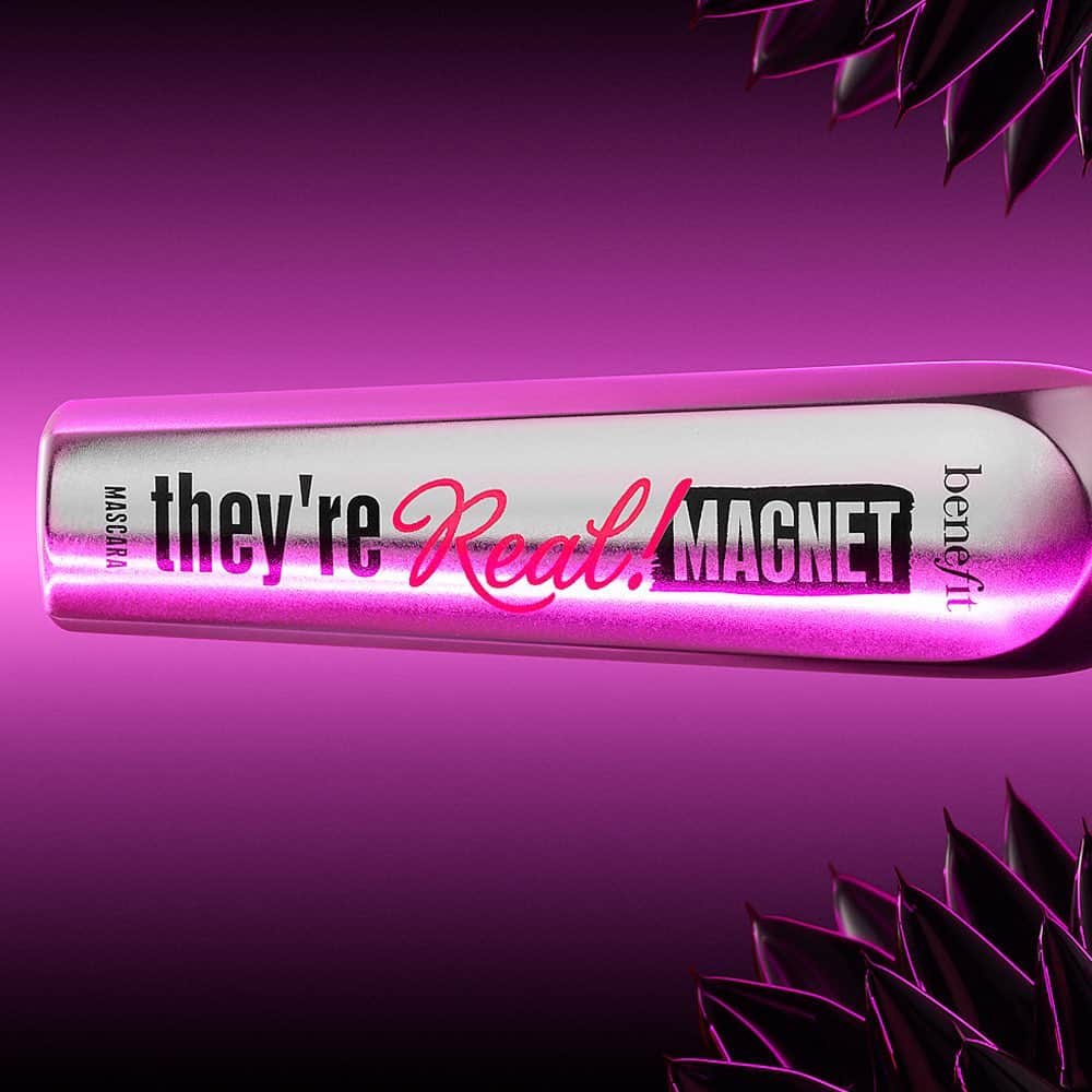 Benefit Cosmeticsさんのインスタグラム写真 - (Benefit CosmeticsInstagram)「Science meets mascara at LASH! 🧲👩🏻‍🔬 NEW They're Real! Magnet Extreme Lengthening Mascara features a magnetic core that attracts to the magnetic mineral enriched formula to draw lashes out to EXTREME lengths! 🛒 Get yours today EXCLUSIVELY on the Instagram app in full-size for $27 and mini for $15 – just tap on the product tags to shop now! ➡️ They're Real! Magnet Extreme Lengthening Mascara #benefit」2月19日 13時16分 - benefitcosmetics