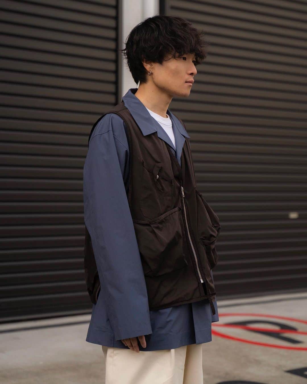 Ryoさんのインスタグラム写真 - (RyoInstagram)「ㅤㅤㅤㅤㅤㅤㅤㅤㅤㅤㅤㅤㅤ Spring styling shirt:#postelegant vest:#camielfortgens pants:#studionicholson  shoes:#newbalance2002r × #thisisneverthat  ㅤㅤㅤㅤㅤㅤㅤㅤㅤㅤㅤㅤㅤ」2月19日 13時28分 - ryo__takashima