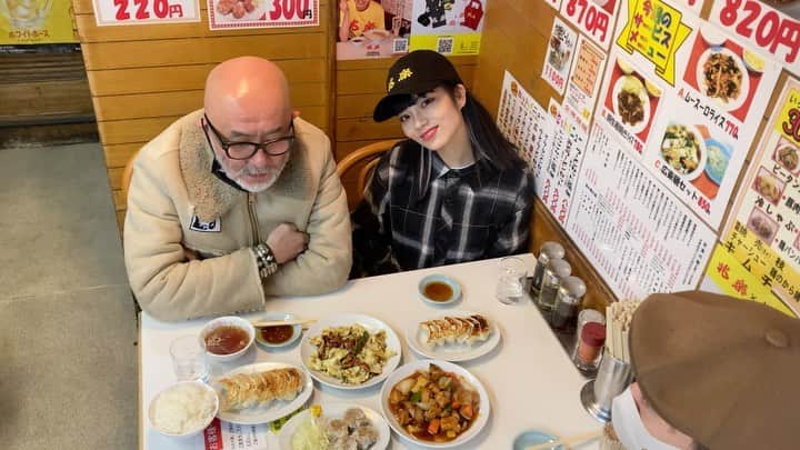 矢部ユウナのインスタグラム：「🍜🍜🍜🍜兆楽🤞🏻🥟🤞🏻🥟動画お楽しみ」