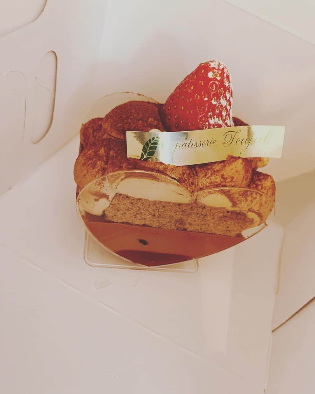 のインスタグラム：「AMORE♡  #ケーキ #インスタ映え」