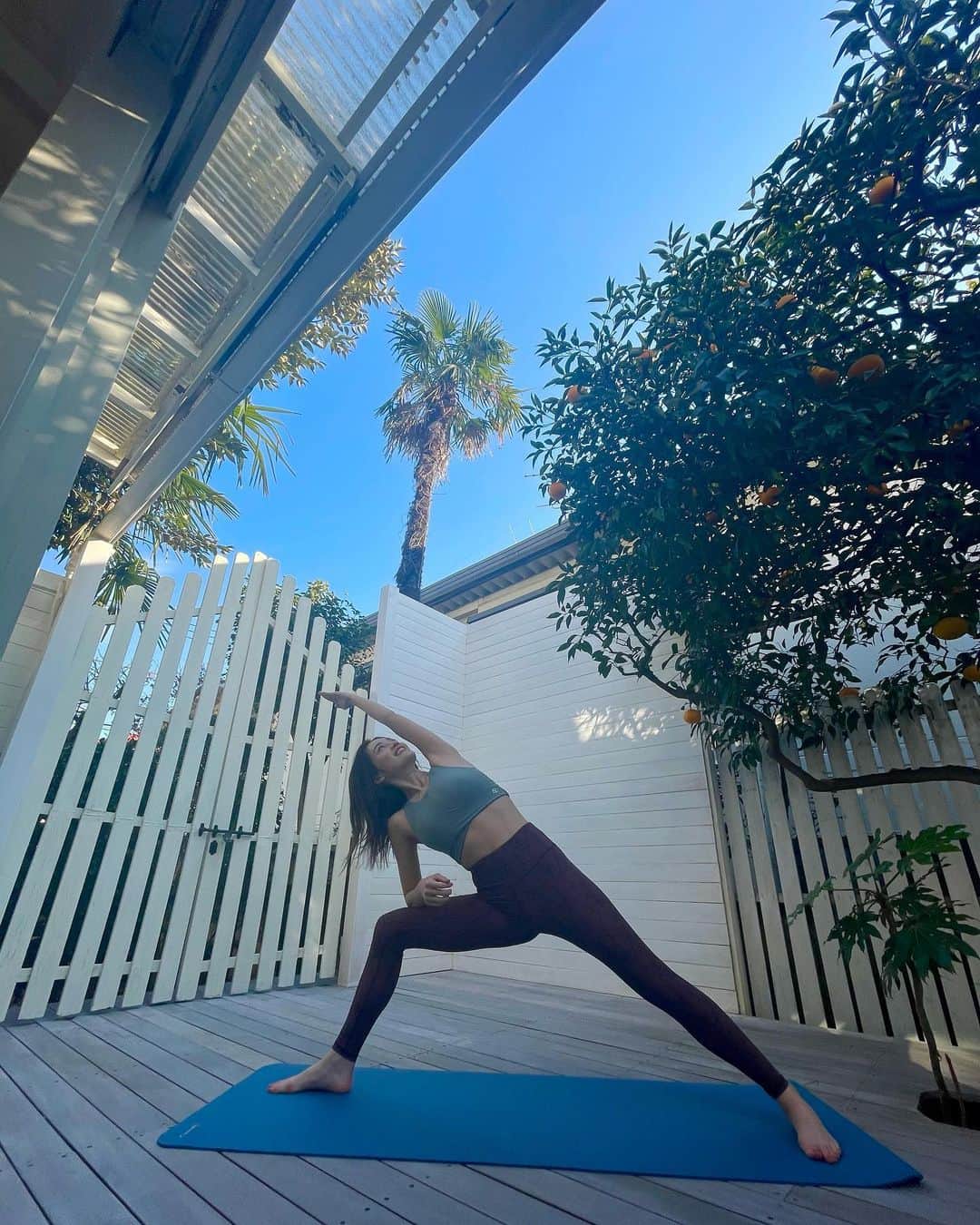 宮澤成良（宮沢セイラ）さんのインスタグラム写真 - (宮澤成良（宮沢セイラ）Instagram)「ちょこっと、 海外にいる気持ちになれたスタジオ🌴 ＊ ＊ ＊ 次回のヨガジャーナルもお楽しみに！ みんな体調大丈夫〜？  @yogajournal_japan #yoga  #yogajournal」2月19日 15時44分 - seira_miyazawa
