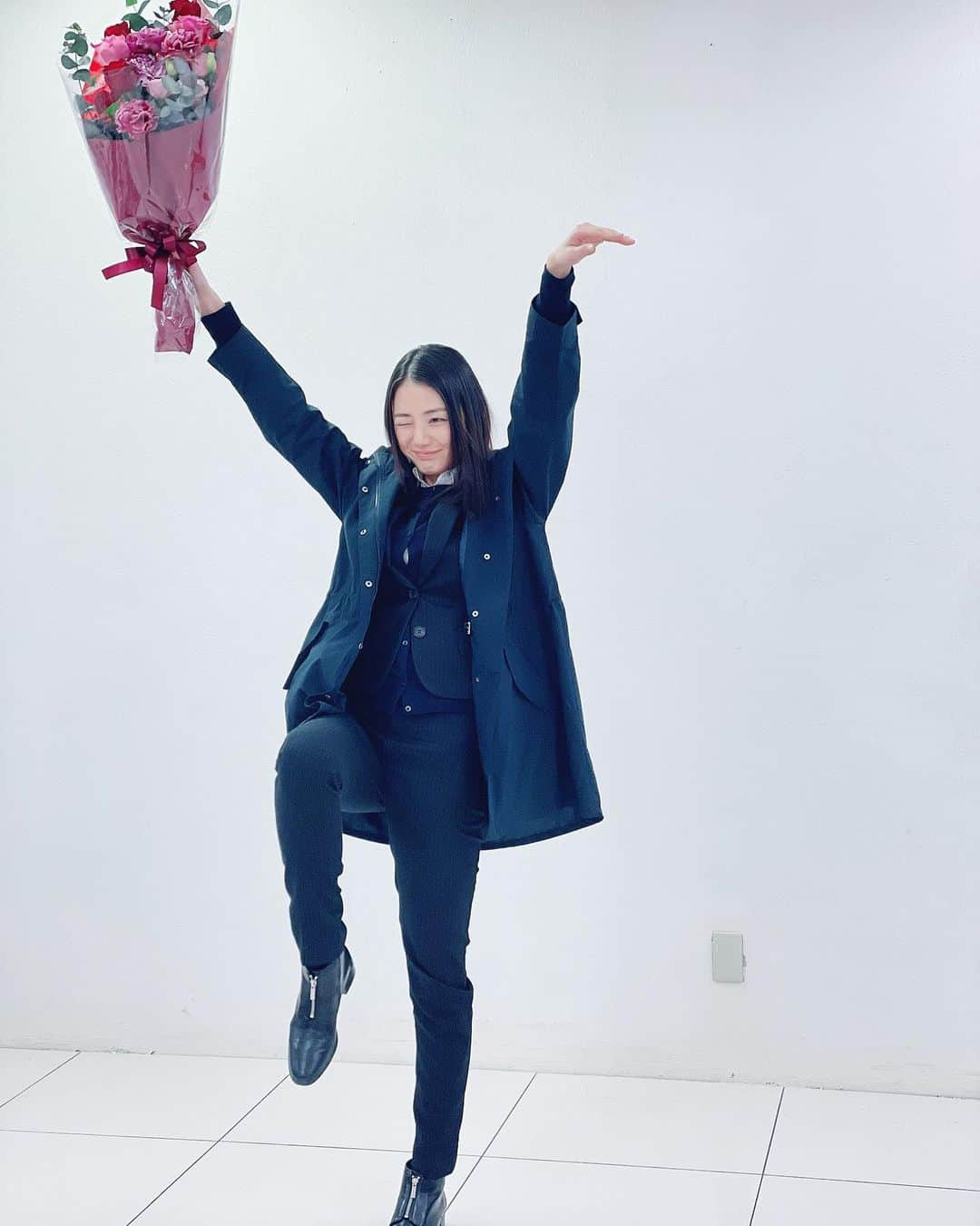片山萌美のインスタグラム：「とうとう！ 警視庁強行犯係樋口顕 最終話『焦眉』 テレビ東京にて 2月19日（金） 夜8時から2時間SP！✨  #警視庁強行犯係樋口顕　 #強行犯係樋口顕　 #テレビ東京 #tver  #ネットもテレ東　 #moemikatayama」