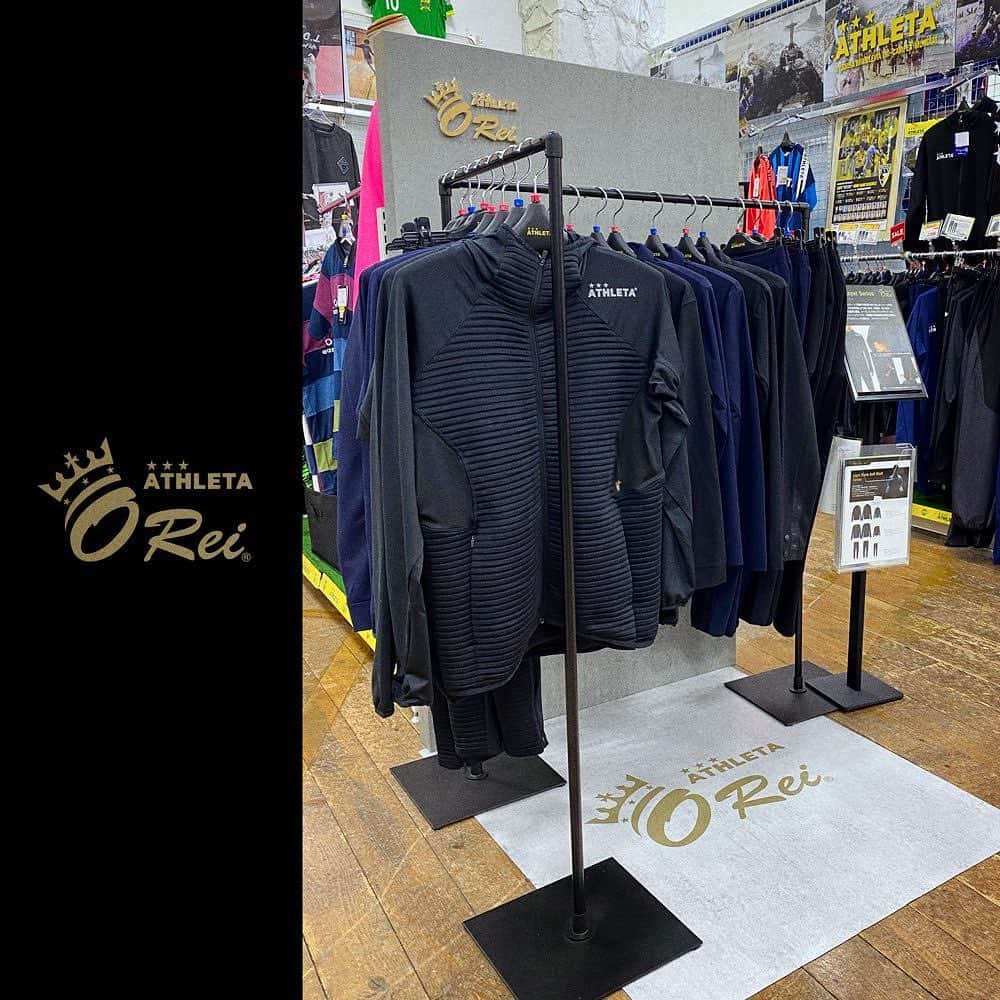 ATHLETAさんのインスタグラム写真 - (ATHLETAInstagram)「Gallery2新宿店さまと渋谷店さまにATHLETAのハイエンドなコレクション<ATHLETA O Rei （オーヘイ）レーベル>コーナーに2021春夏モデルが登場！ お近くにお越しの際はぜひお立ち寄りください！  新宿アドホック6F店 東京都新宿区新宿3-15-11 アドホック新宿6F 03-3354-2192 11:00～20:00  スポーツショップ GALLERY・2 NEW・渋谷店2F 東京都渋谷区宇田川町36-10 2F 03-5728-3882 平日 12:00～19:00　土日祝 11:00～19:00  #Orei #gallery2 #ATHLETA #futebol #futsal #オーヘイ #ギャラリー2 #ギャラリー2渋谷店 #ギャラリー2新宿店 #アスレタ #サッカー #フットサル #注目アイテム #指導者」2月19日 16時07分 - athleta.jp