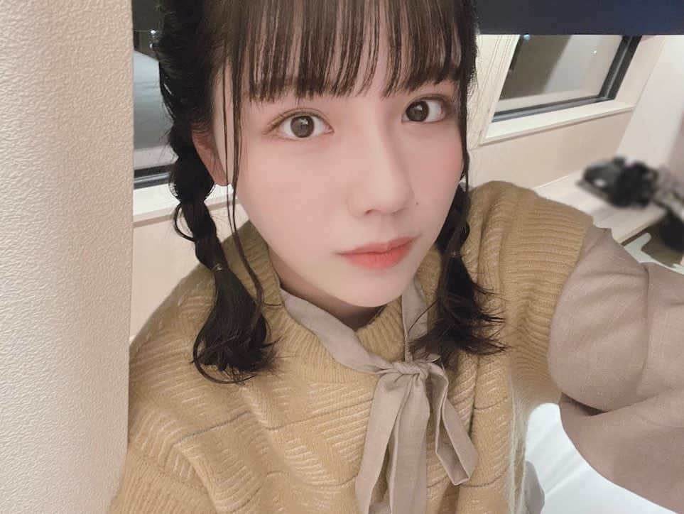 渡邉美穂(非公式)さんのインスタグラム写真 - (渡邉美穂(非公式)Instagram)「ブログ更新  #日向坂46 #渡邉美穂 #日向坂で会いましょう  #小坂菜緒 #井口眞緒 #潮紗理菜 #影山優佳 #柿崎芽実 #加藤史帆 #齊藤京子 #佐々木美玲 #佐々木久美 #高瀬愛奈 #高本彩花 #東村芽依 #金村美玖 #河田陽菜 #富田鈴花 #丹生明里 #濱岸ひより #松田好花 #宮田愛萌 #上村ひなの #山口陽世 #髙橋未来虹 #森本茉莉」2月19日 16時17分 - watanabe_miho_