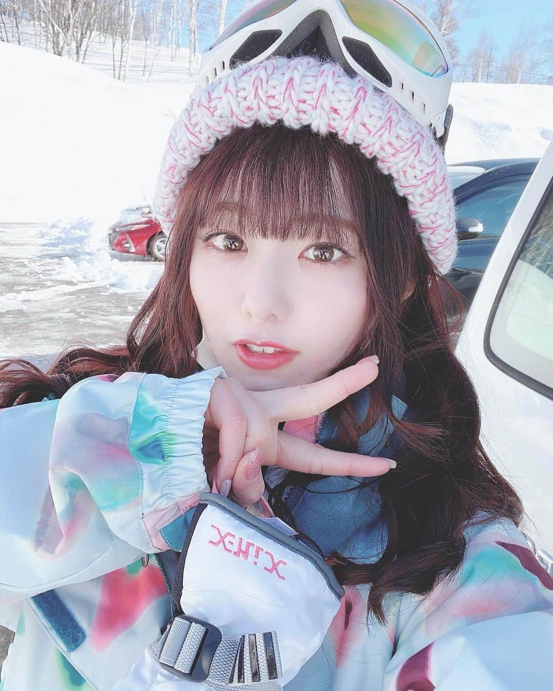 高橋みおのインスタグラム：「🤍﻿ ﻿ まだスノボ2回目の初心者です 🏂☁️﻿ ﻿ ﻿ ﻿ ﻿ ﻿」