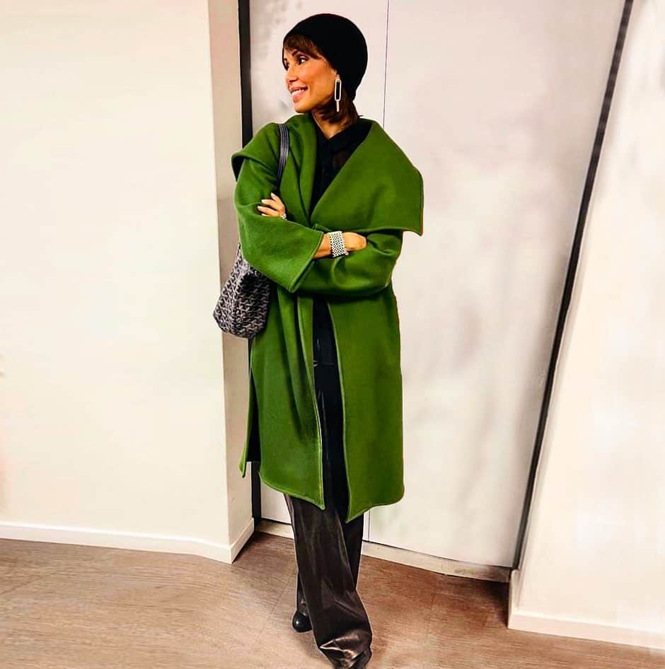 ジトロワのインスタグラム：「One minute in Paris with our friend #SoniaRolland wearing our #jitrois leather pants.  Recalling memories from the special #missfrance for #Galafrance with  @irismittenaeremf, @lindahardy_officiel, @elodiegossuin, @soniarolland and @sylvietellier   thanks to @sonia_rolland_styles」