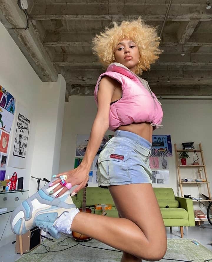 スウェアのインスタグラム：「@fousheelive wearing SWEAR Alternative. Keep your eyes open for what is coming. #swearlondon #swearalternative」