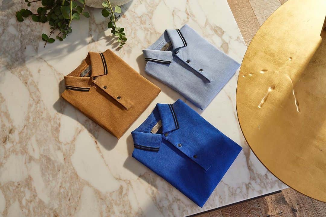 カナーリのインスタグラム：「Intense, light or mayhap bright. Variety of hues to be tuned in with your personality. Find more styles at the link in bio.  Photographer: @paolo_barbi   #DrivenByImagination #CanaliSS21 #Canali1934 #MadeInItaly」