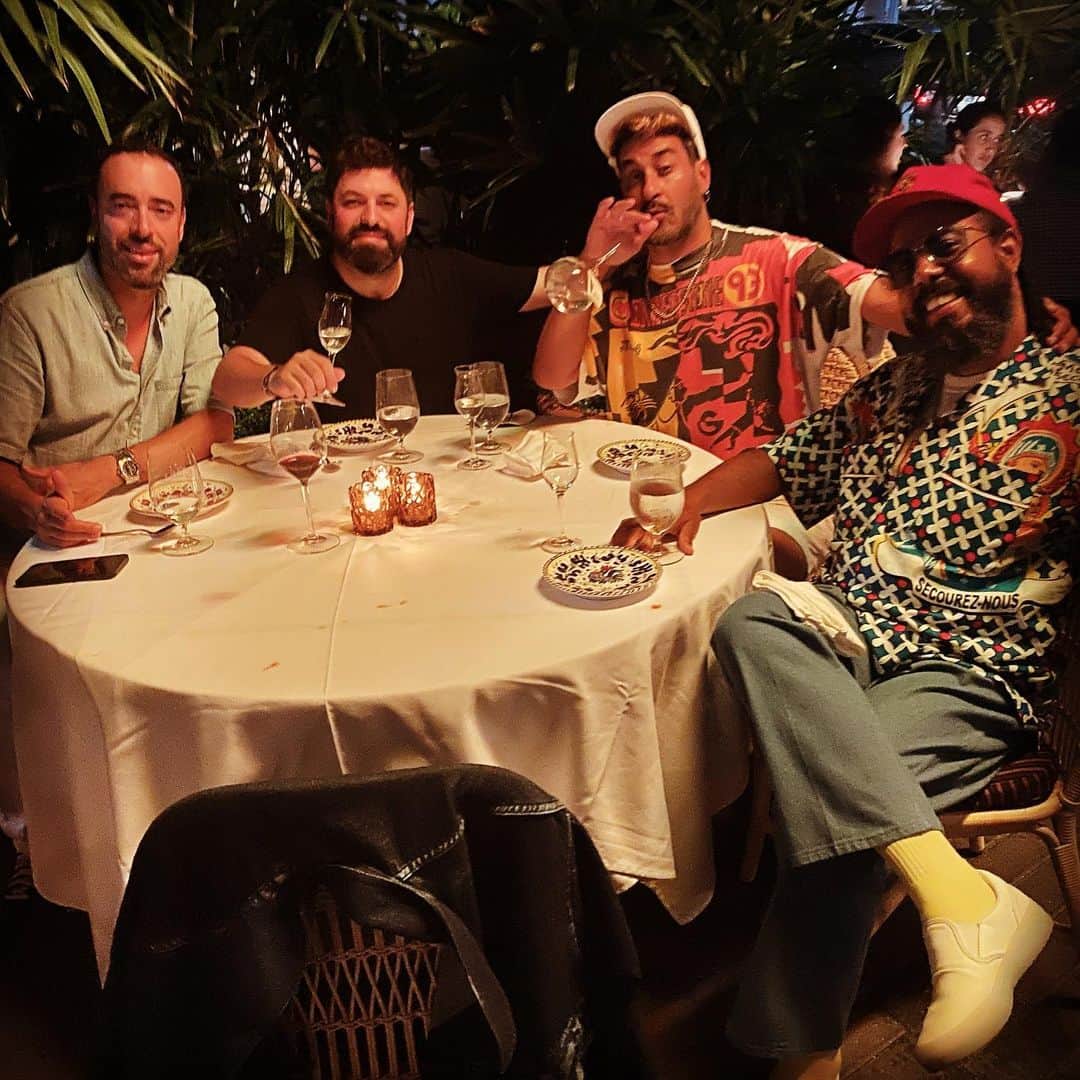 アーマンド・ヴァン・ヘルデンのインスタグラム