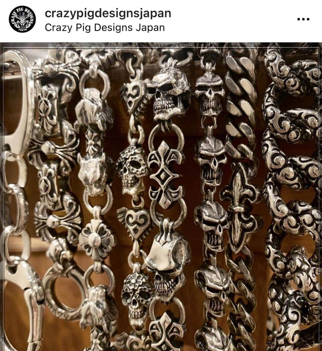 クレイジーピッグさんのインスタグラム写真 - (クレイジーピッグInstagram)「If you don’t follow them on Instagram... YOU SHOULD 💀 Our Tokyo shop @crazypigdesignsjapan #skull #rings #jewellery #chains #gothic #skullfashion #art」2月20日 2時59分 - crazypigdesignslondon