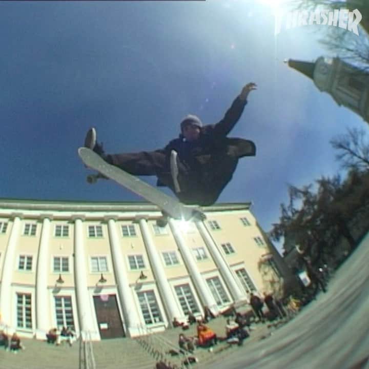 スラッシャーのインスタグラム：「🇫🇮 @jaakkoojanen & @eetutoropainen melt minds for @elementbrand 🌲 Now playing on all Thrasher channels 📡」