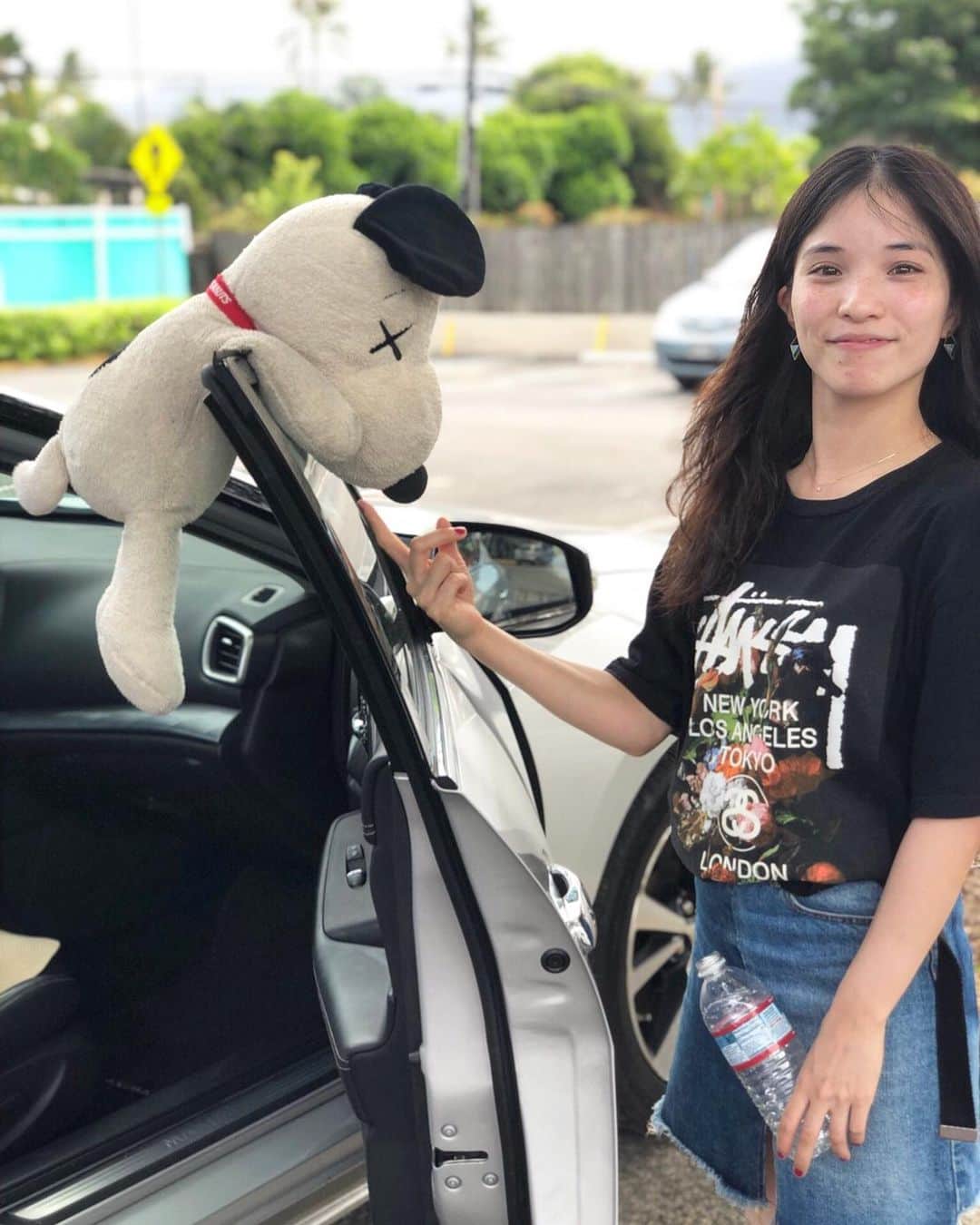 仮谷せいらのインスタグラム：「ほんまに、ハワイ行きたい🐬🏄‍♀️🍹  カイルアの海に落っことして 謝罪の図🐶 ごめんねスヌ男✖️✖️」