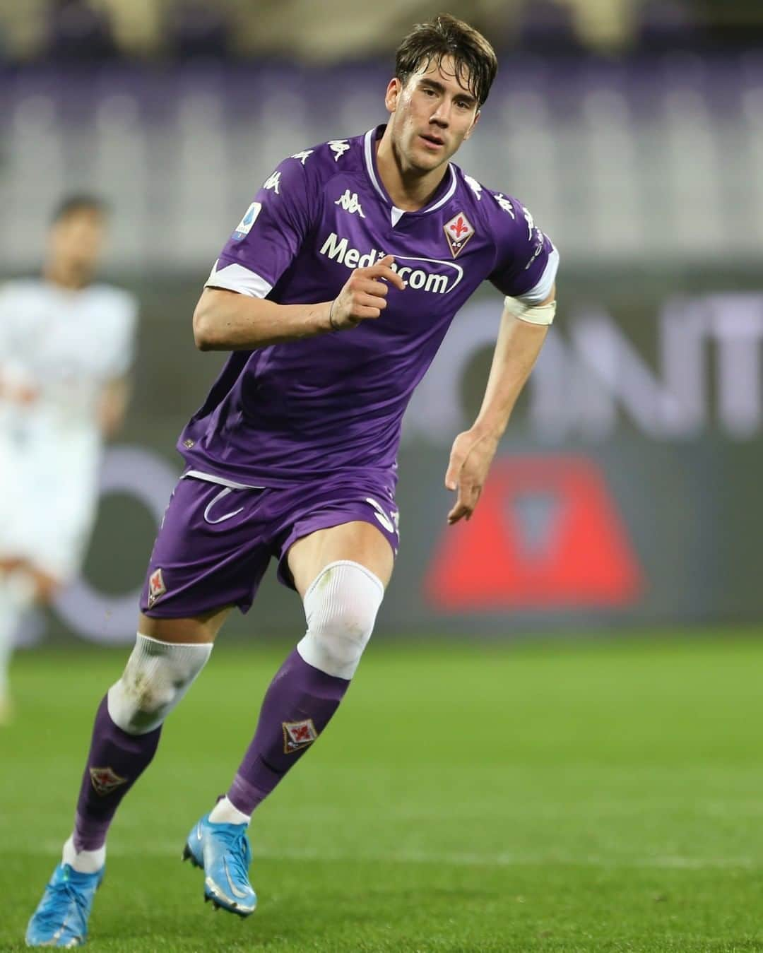 ACFフィオレンティーナさんのインスタグラム写真 - (ACFフィオレンティーナInstagram)「FORZA VIOLA ⚜️  #ForzaViola 💜 #Fiorentina #ACFFiorentina #FiorentinaSpezia #DusanVlahovic #Vlahovic #SerieA」2月20日 3時27分 - acffiorentina