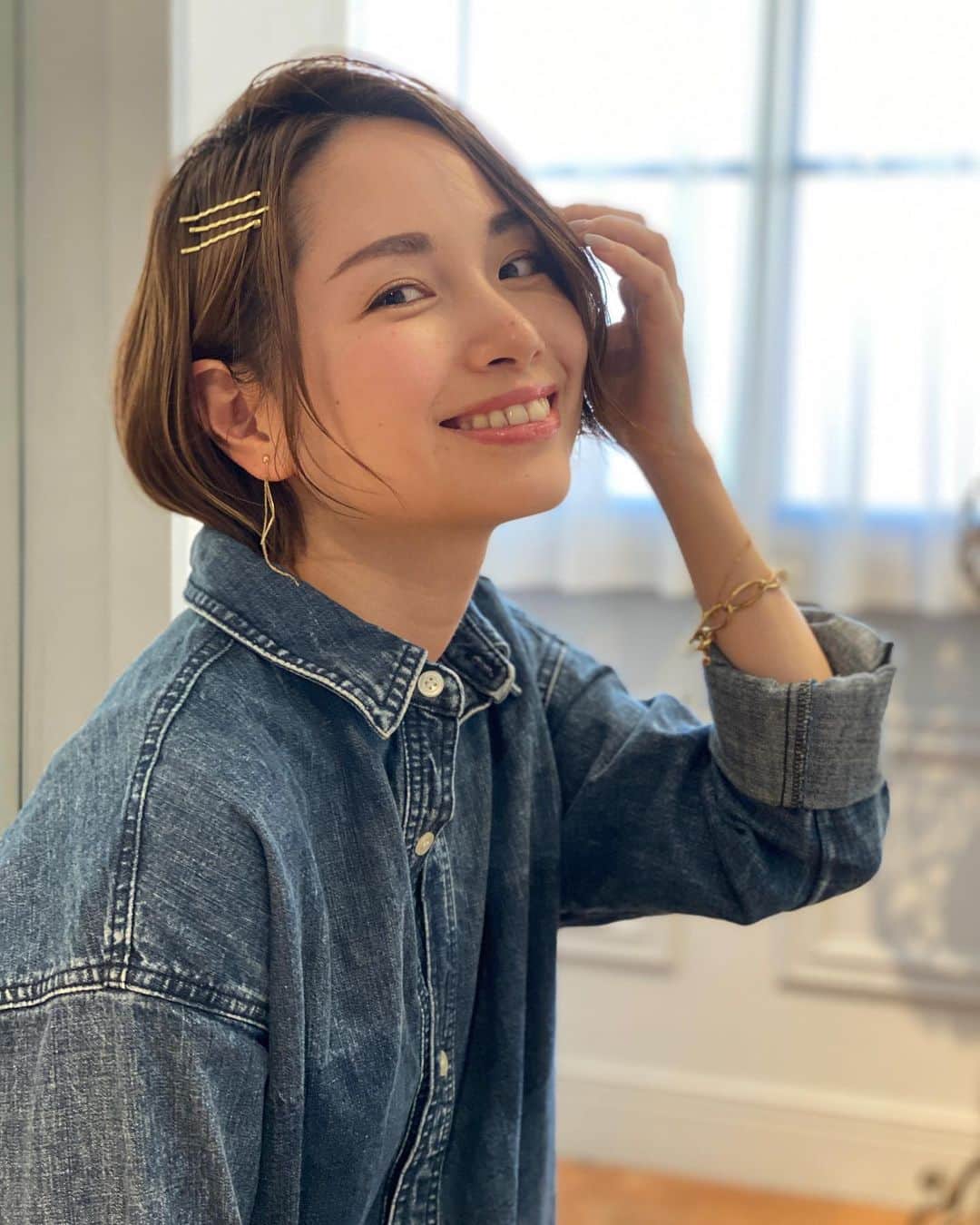 寺田有希さんのインスタグラム写真 - (寺田有希Instagram)「もーすぐ、はーるですねえ！🎶 ちょっと気取ってみませんか☺️✨？ ・ ・ 春っぽい写真撮れた〜 あったかい日々が待ち遠しいね！ #春コーデ #春服 #寺田有希 #teradayuki」2月19日 18時30分 - terada_yuki