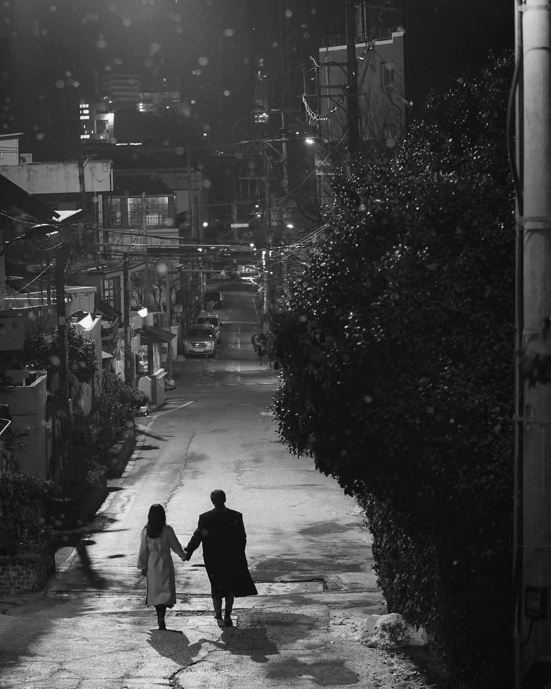 キム・ジウォンのインスタグラム：「윤선아 그리고 이은오를 사랑해주셔서 진심으로 감사드려요❤️ 새로운 경험들로 행복한 시간들이었습니다. 감사합니다☺️ #도시남녀의사랑법」
