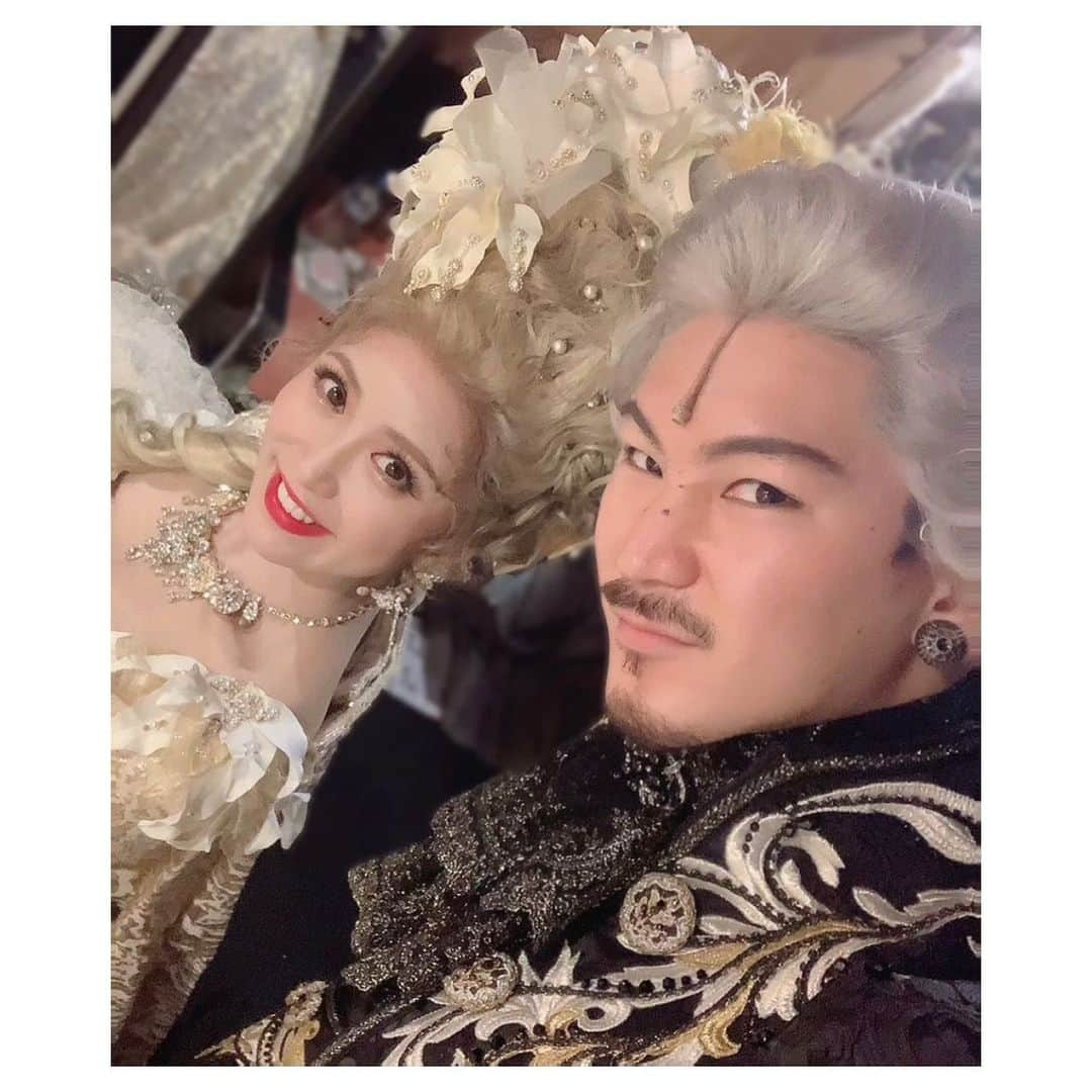 笹本玲奈さんのインスタグラム写真 - (笹本玲奈Instagram)「. 蛇の人。  #🐍 #MA2021 #マリーアントワネット　 #オルレアン公 #スタバ買ってきてくれた優しい蛇」2月19日 18時32分 - renastagram07