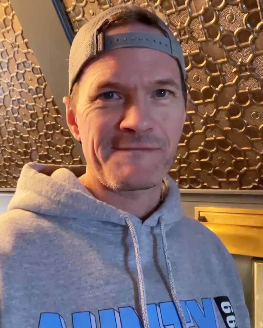 ニール・パトリック・ハリスのインスタグラム：「Happy Friday! 🙂 #neilpatrickharris #nph #tagsforlikes #actor #lovehim #handsome #myedit #awesome #legendary @nph 💙💙」