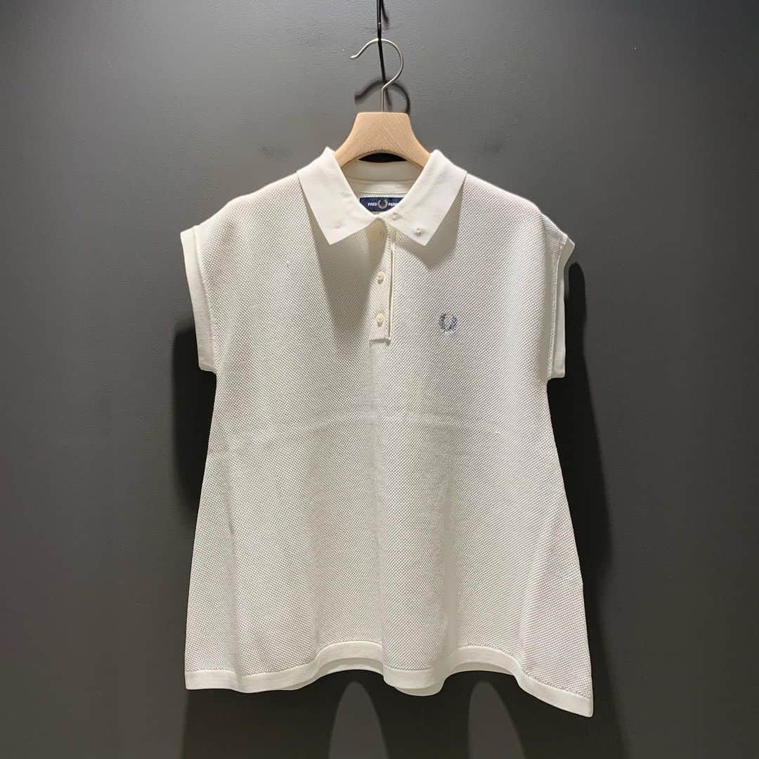 BEAMS JAPANさんのインスタグラム写真 - (BEAMS JAPANInstagram)「＜FRED PERRY＞×＜Ray BEAMS＞ Womens Sleeve Less Flare Polo Special ¥15,000+TAX Item No.61-02-0045 BEAMS JAPAN 3F ☎︎03-5368-7317 @beams_japan #fredperry #beams #raybeams  #beamsjapan #beamsjapan3rd Instagram for New Arrivals Blog for Recommended Items」2月19日 19時30分 - beams_japan