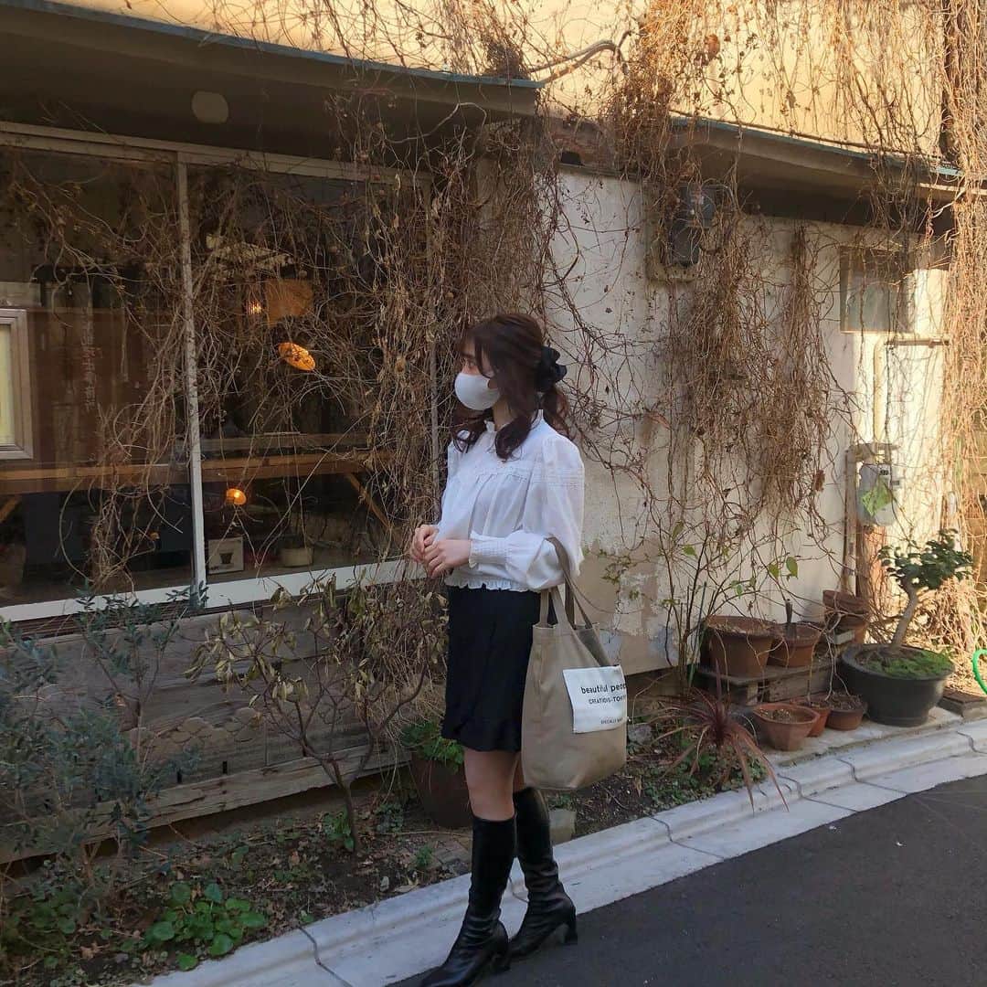 のインスタグラム：「bag 以外 le lac ‪‪❤︎‬  puff blouse  早い事に残り2点、、!!!  確かに可愛いのです。🎀  このcode気に入ったっっ🩰👢」