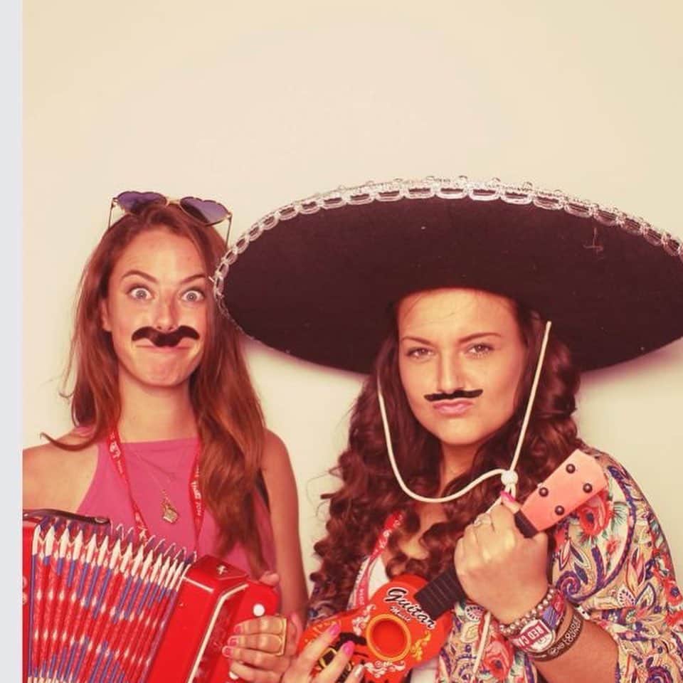 カヤ・スコデラリオのインスタグラム：「My mate. My love. My rock. My bestie. Happy birthday @paige167h I miss you so much. Thank you for being 💯 ❤️❤️❤️❤️」