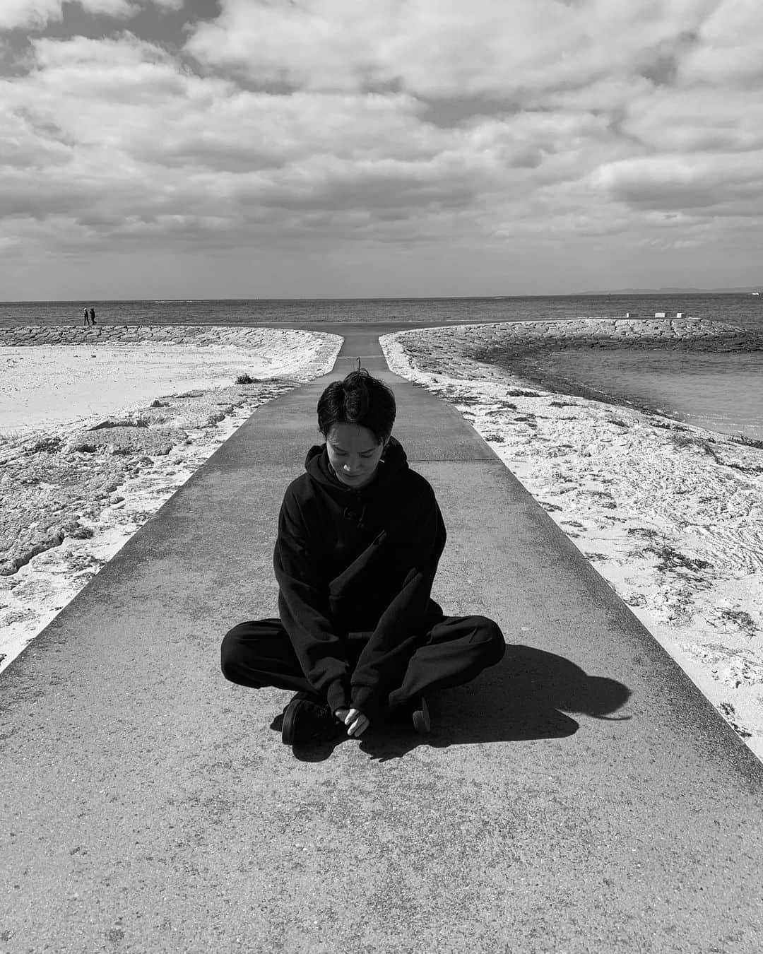 高木万平・心平さんのインスタグラム写真 - (高木万平・心平Instagram)「広い空、広い海🏖  #沖縄 #海 #空 #美しい #パワースポット」2月19日 20時12分 - man_shin_takagi